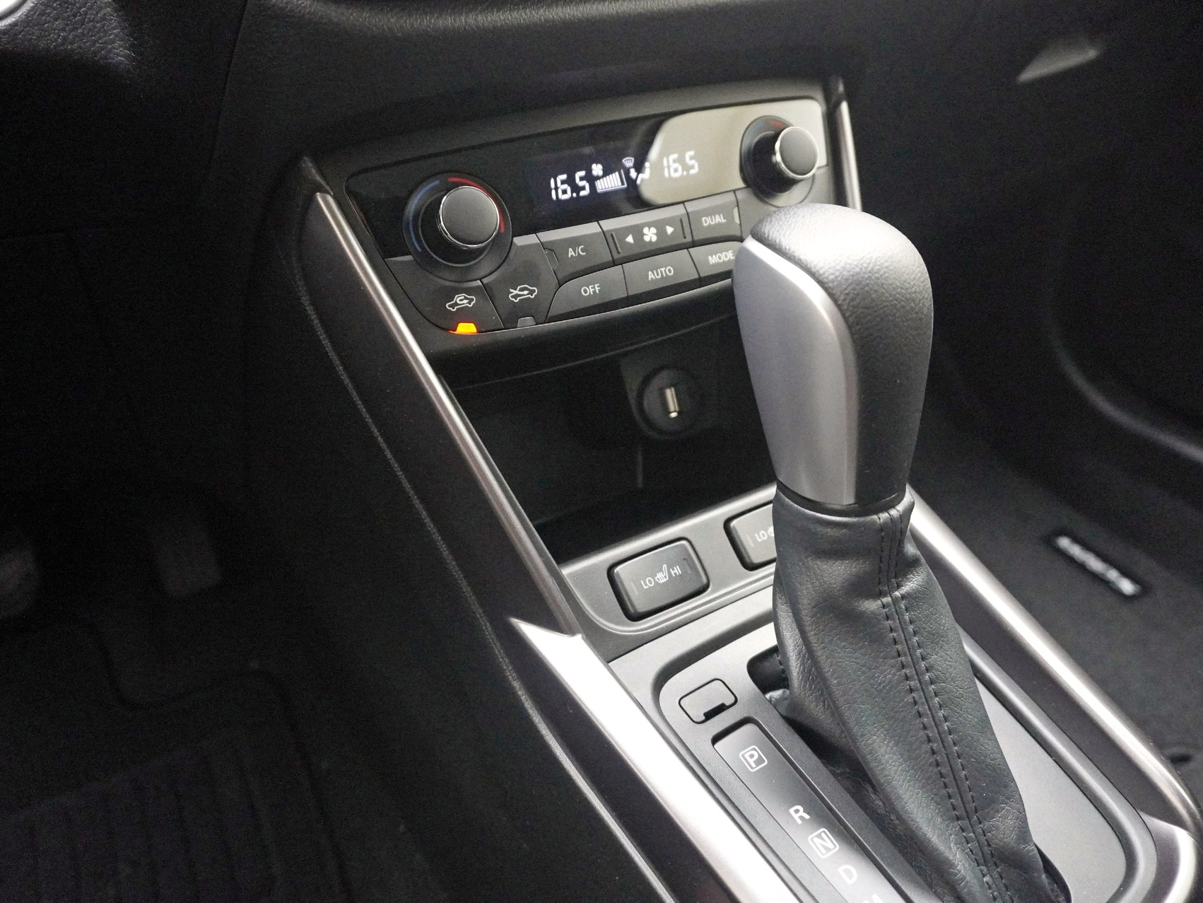 SUZUKI S-Cross 1.4 T Compact+ Hybrid 4×4