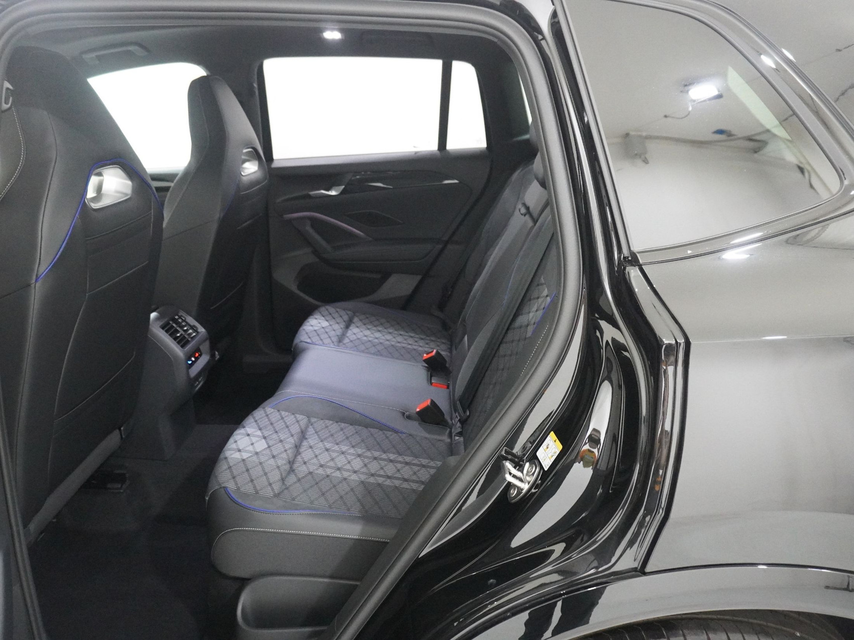 VW Tiguan 2.0 TSI R-Line 4motion