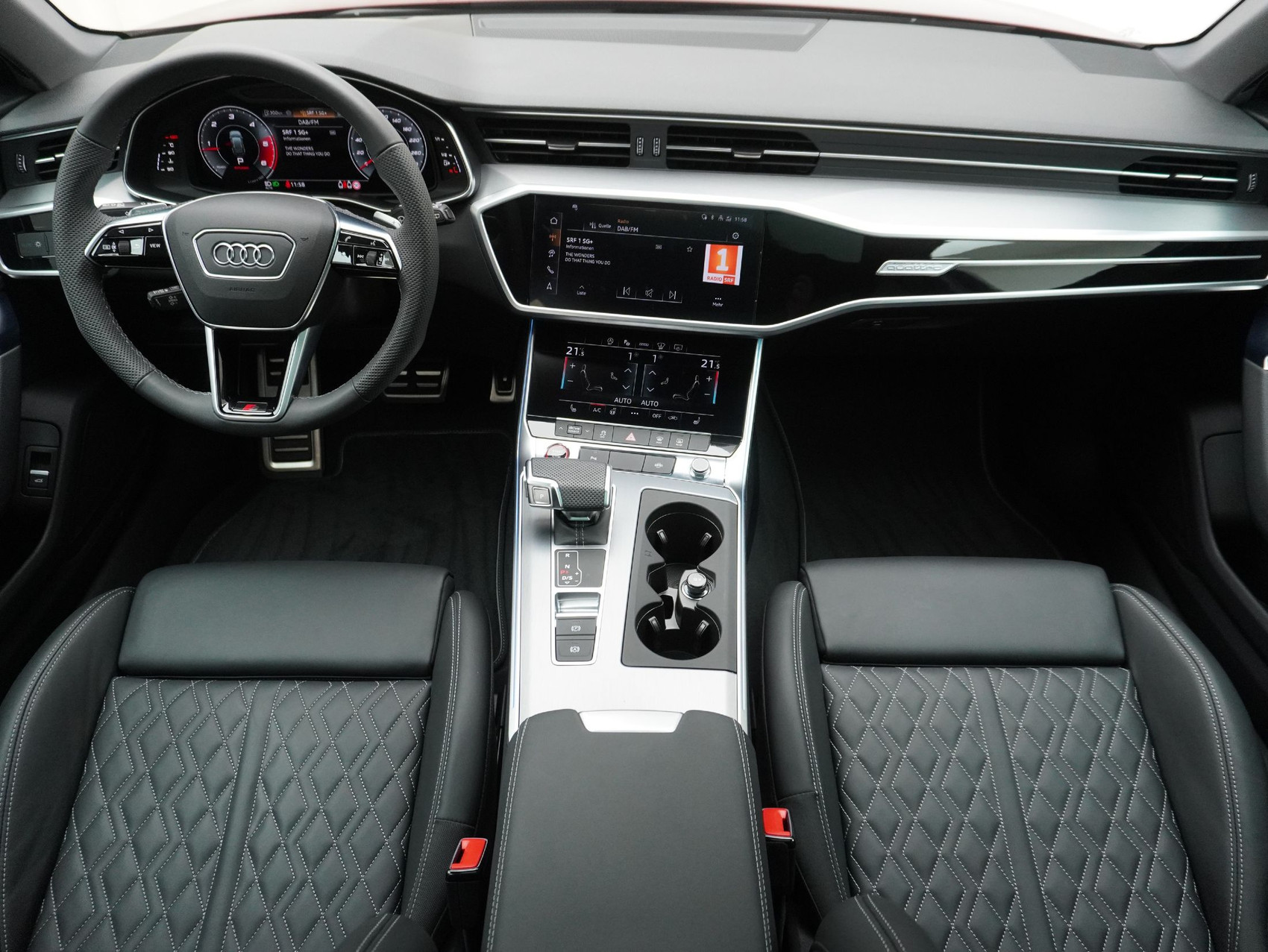 AUDI S6 Avant 3.0 V6 TDI quattro T-Tronic **Werksgarantie bis 11/2029SoftClose/Hinterradlenkung/S-Sitze**