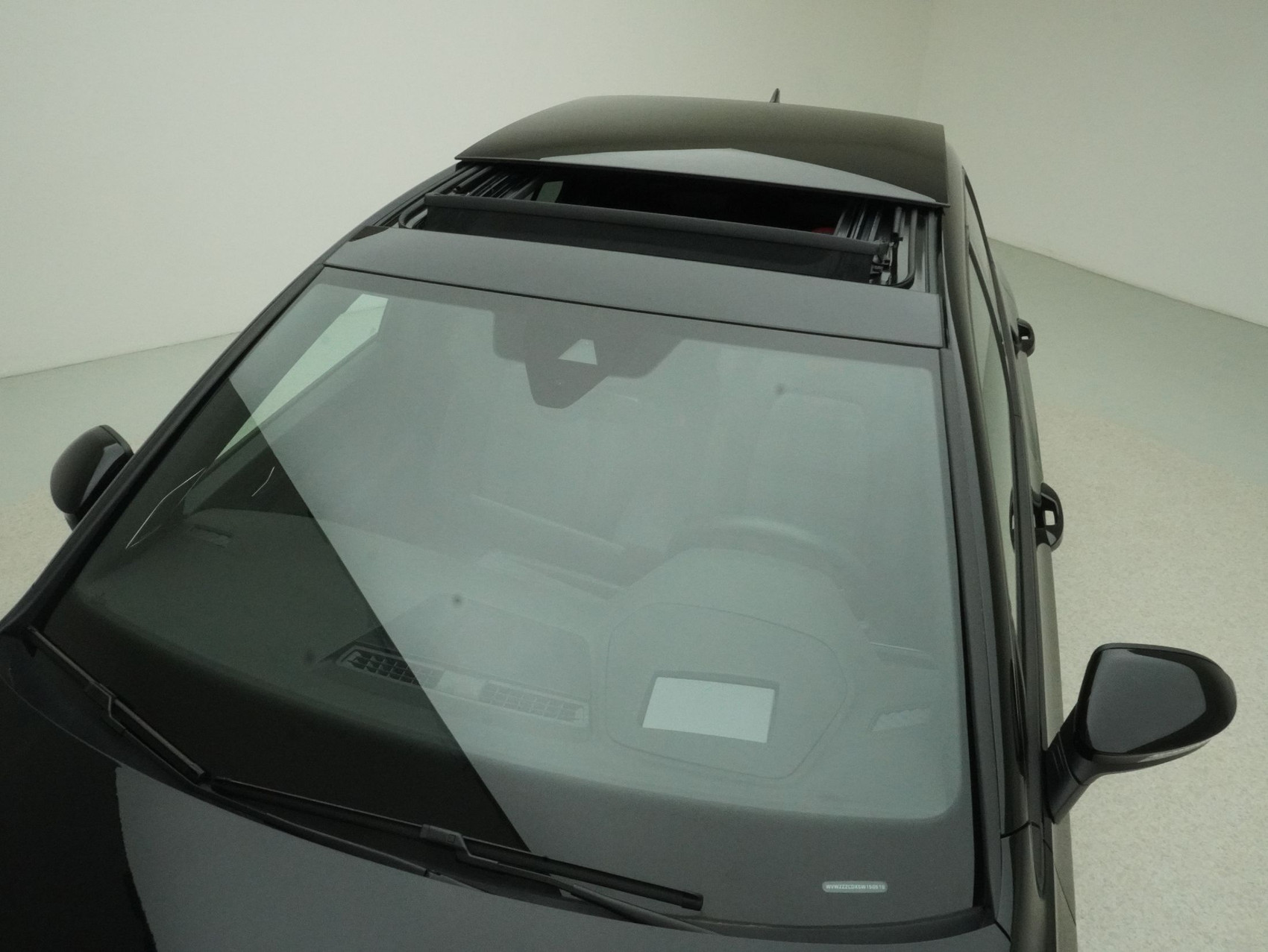 VW Golf 8.5 2.0 TSI DSG GTI Black Style (2025) ** Anhängerkupplung / Harman/Kardon / Panoramadach**