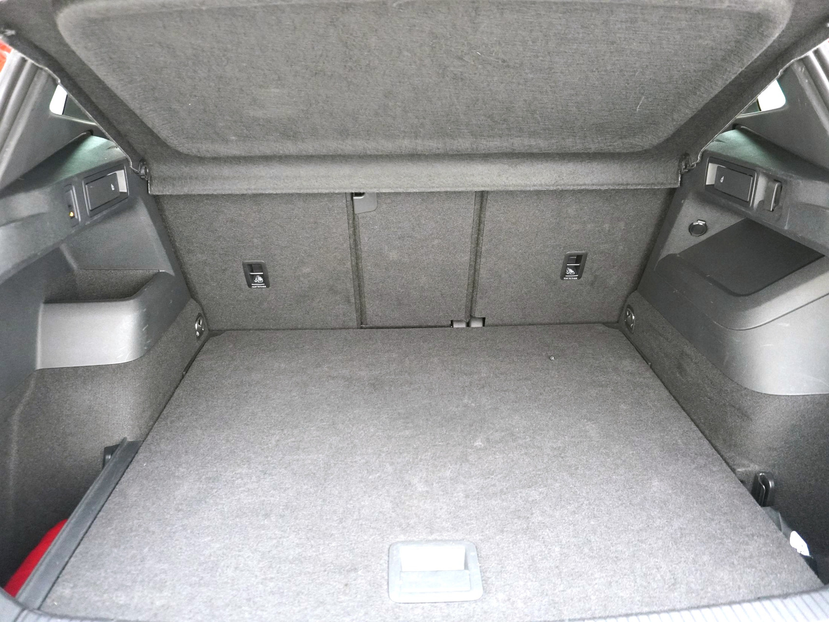 VW Tiguan 2.0 TSI DSG R-Line Black Style 4Motion (2025)