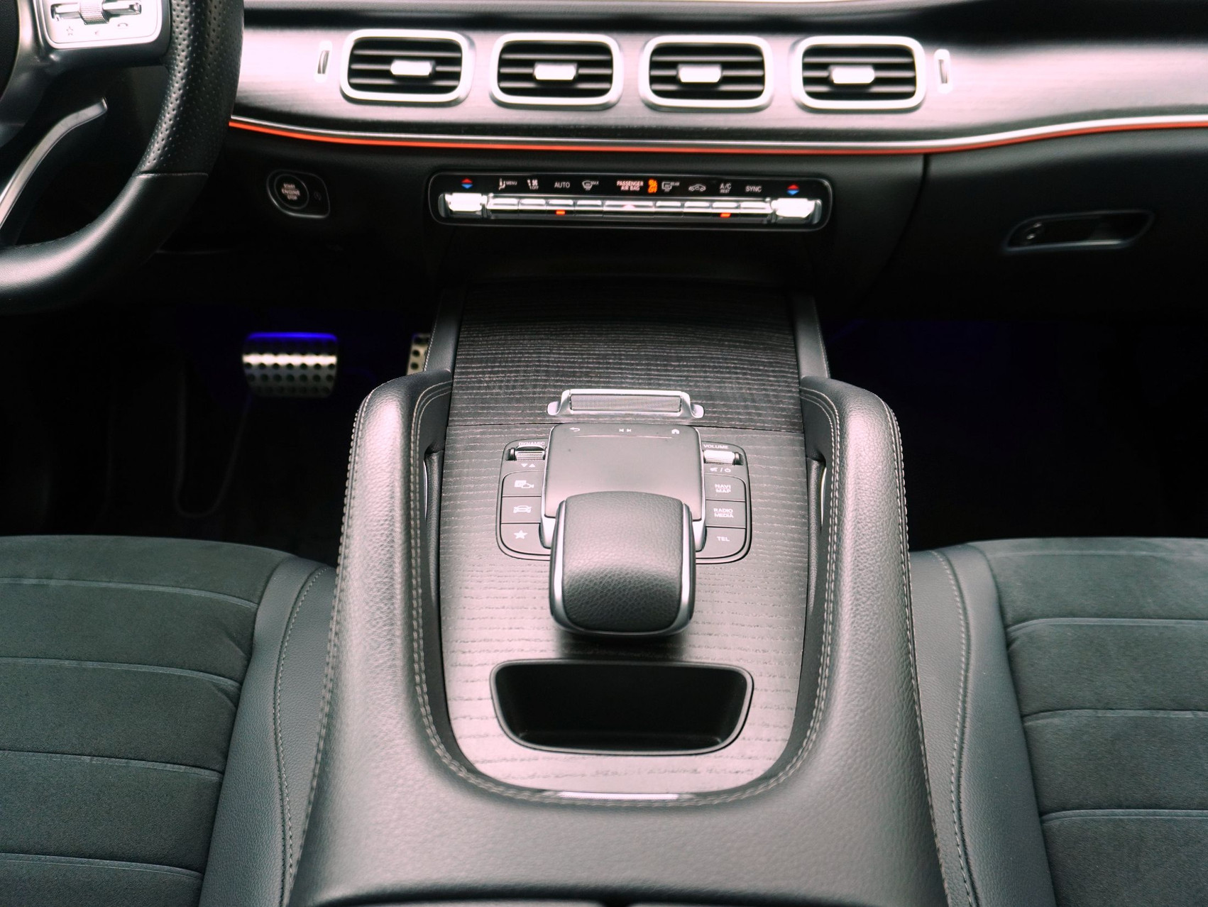MERCEDES-BENZ GLE-Klasse GLE 300 d AMG Line 4matic