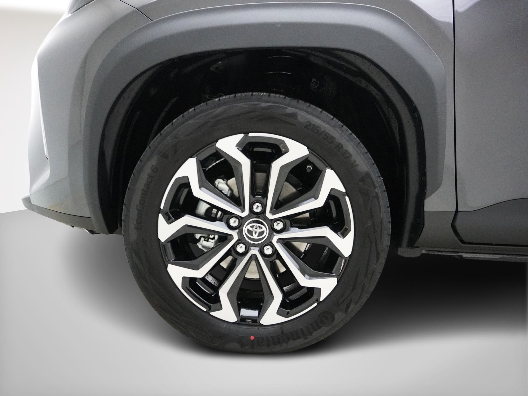 TOYOTA Yaris Cross 1.5 VVT-i HSD Trend AWD-i ** 4×4 **