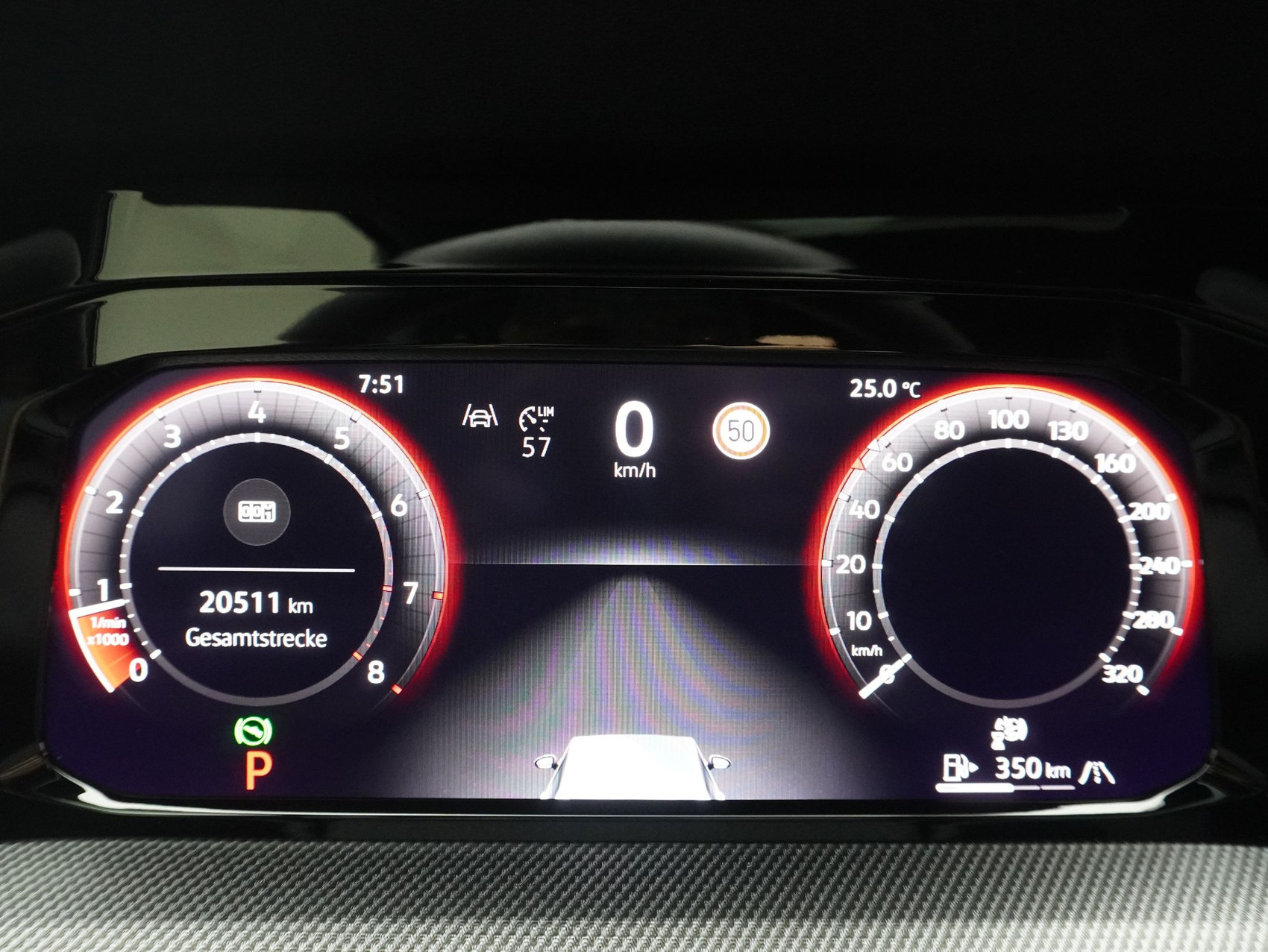 VW Golf 8.5 2.0 TSI DSG R Black Edition 4Motion (2025)