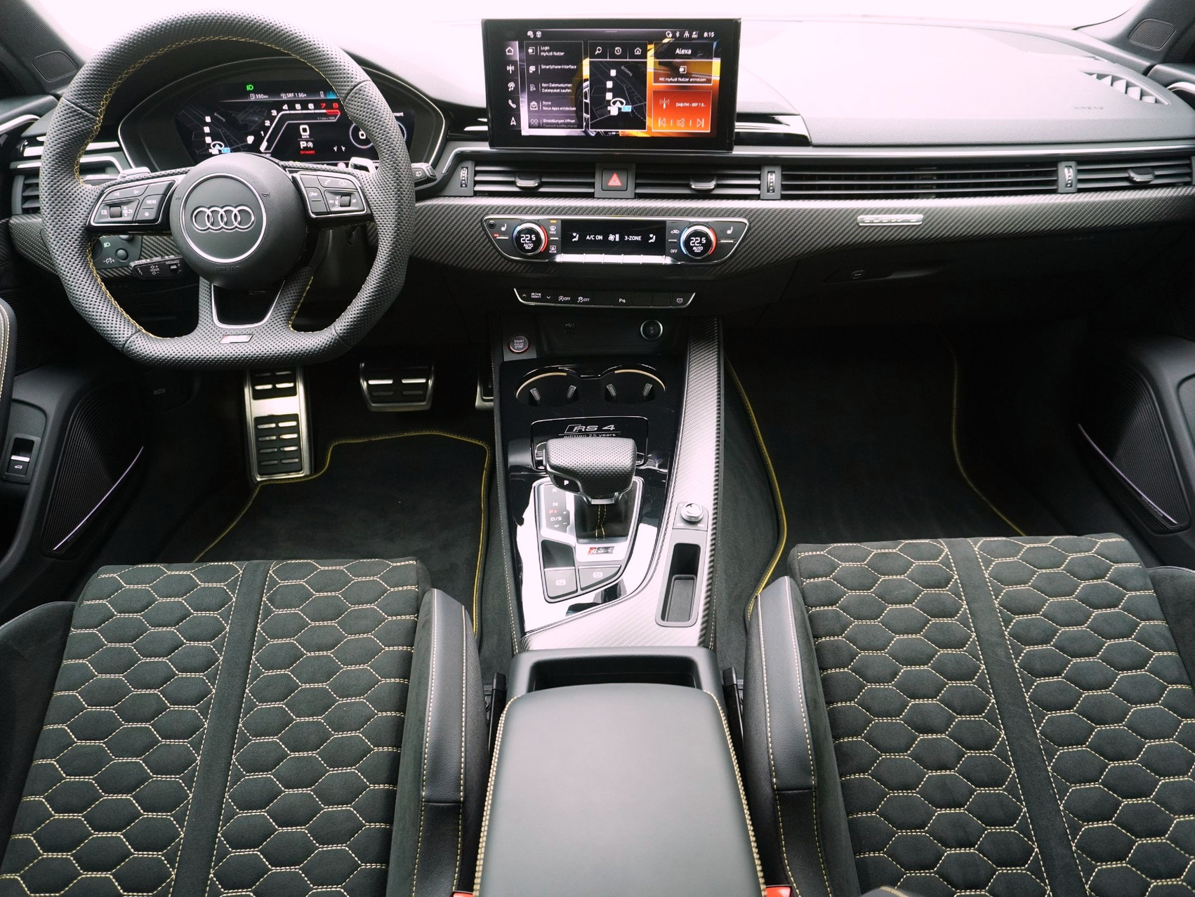 AUDI RS4 Avant 2.9 V6 TFSI 25 year edition quattro T-Tronic **25 Jahre RS**Audi Werksgarantie bis 12/2029**