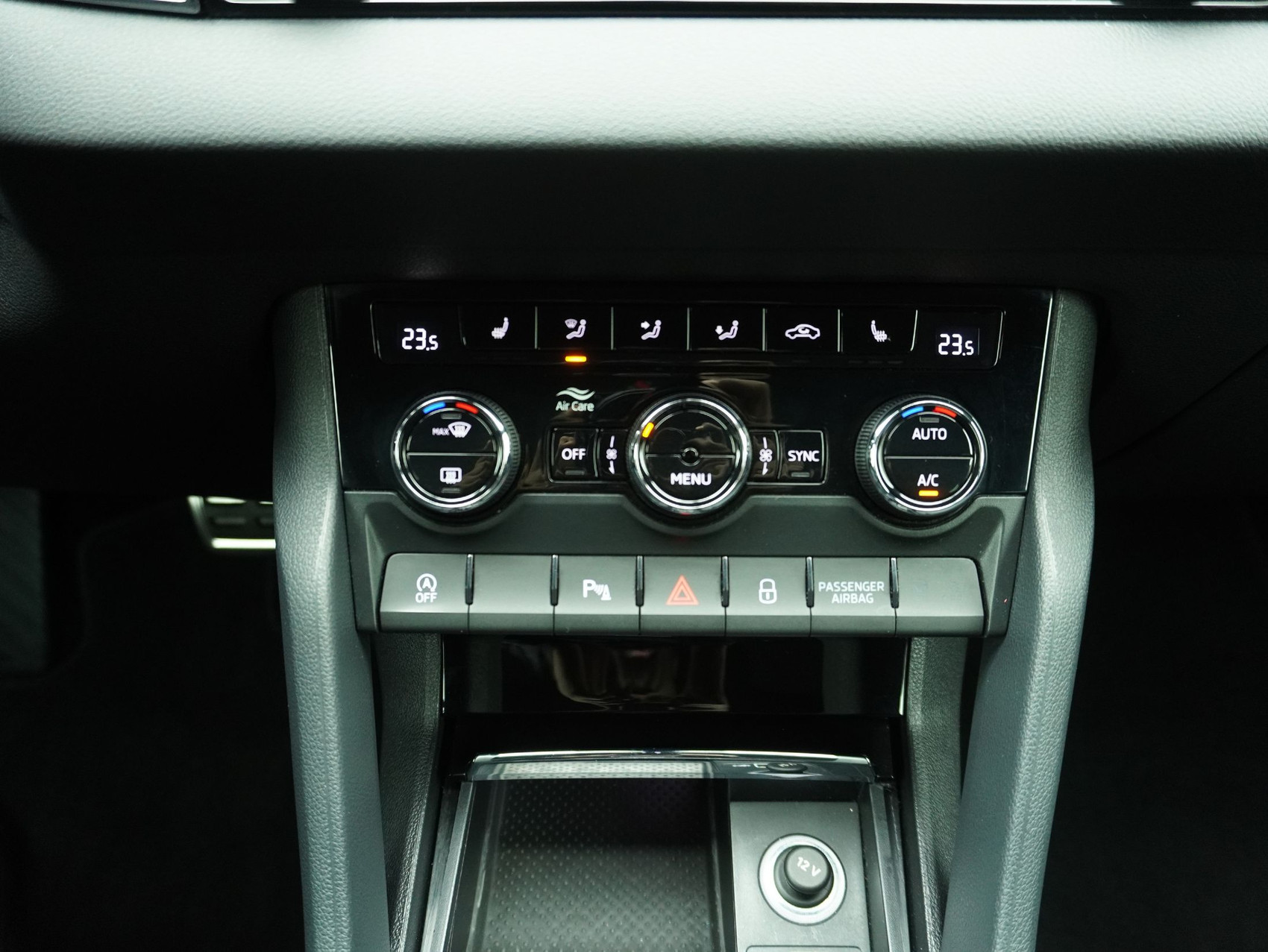 SKODA Karoq 2.0 TSI DSG Sport Line 4×4