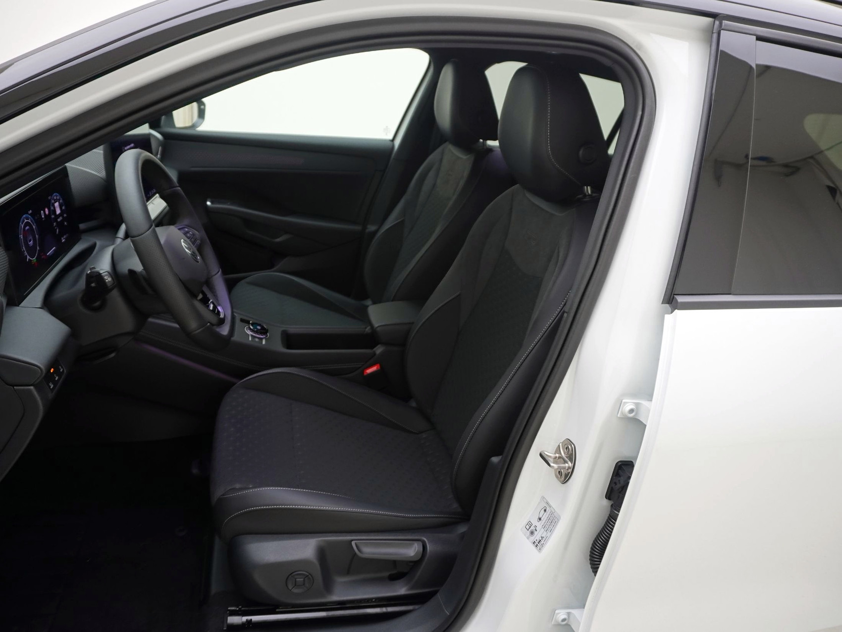 VW T-Roc 1.5 eTSI R-Line DSG