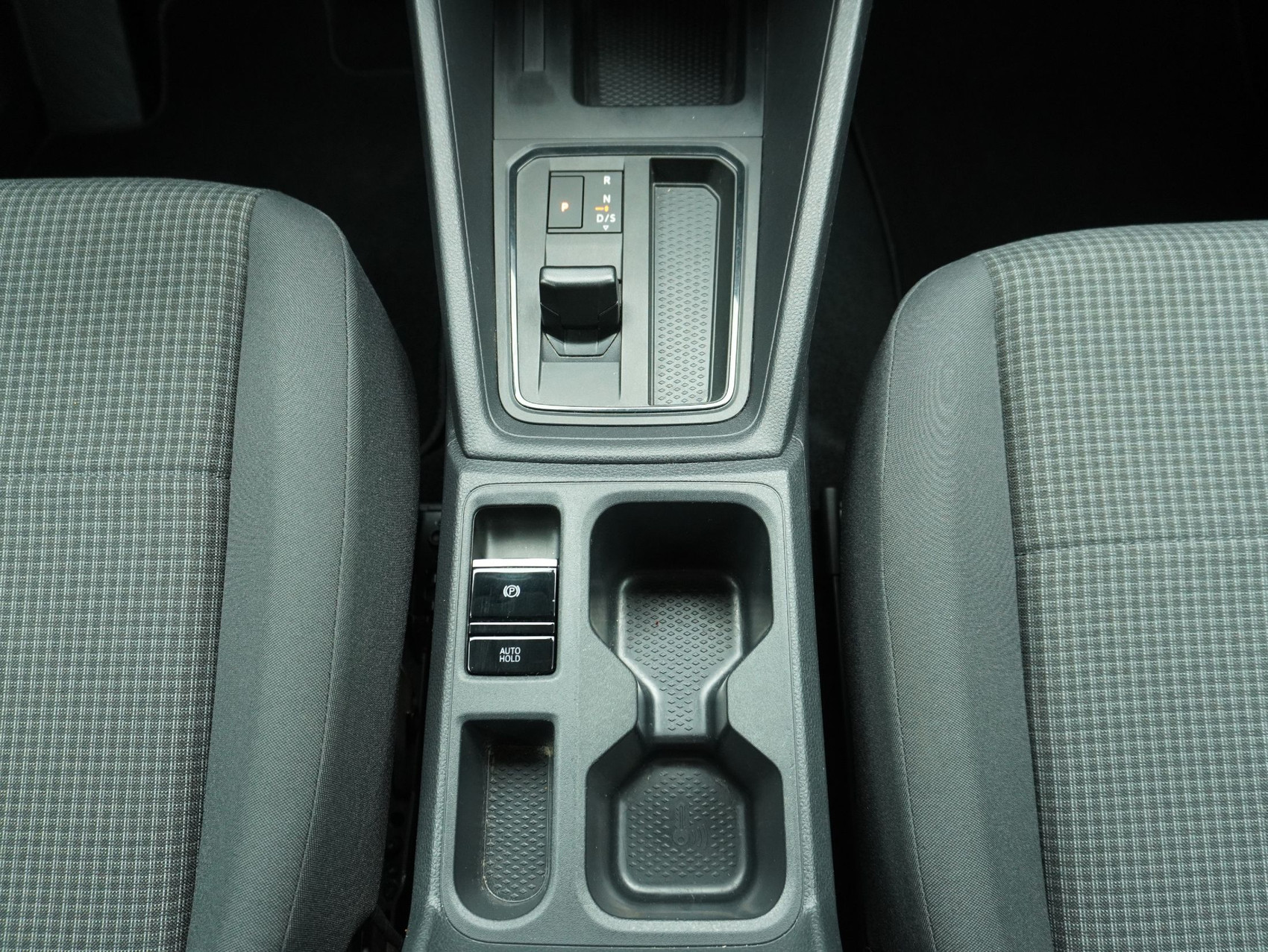 VW Caddy 2.0 TDI DSG Liberty