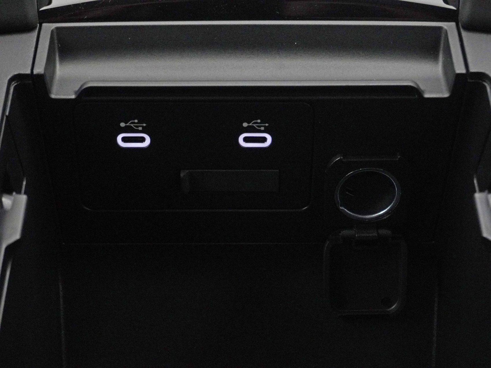 MAZDA 3 Sedan 2.0 186 Exclusive-Line