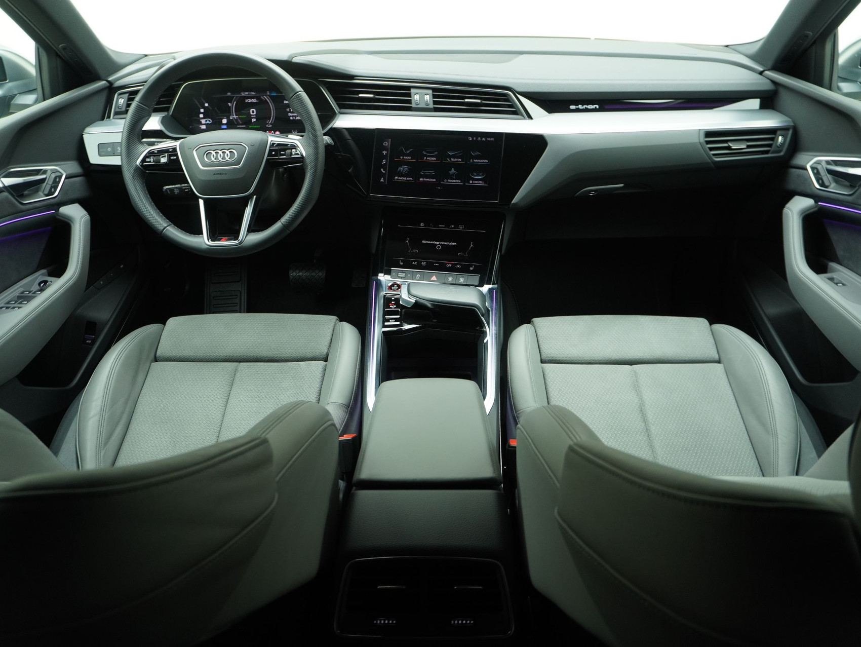 AUDI e-tron S quattro