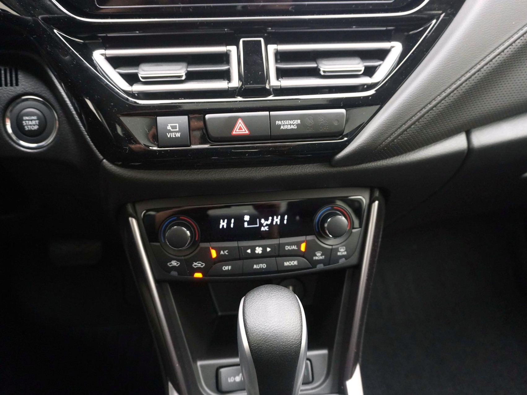 SUZUKI S-Cross 1.4 T Compact Top Hybrid 4×4