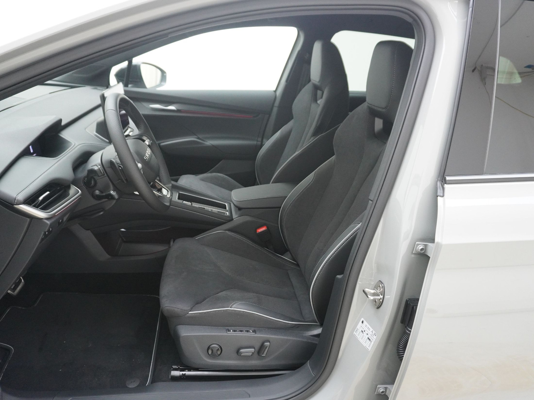 SKODA Enyaq iV 85x SportLine MAXX