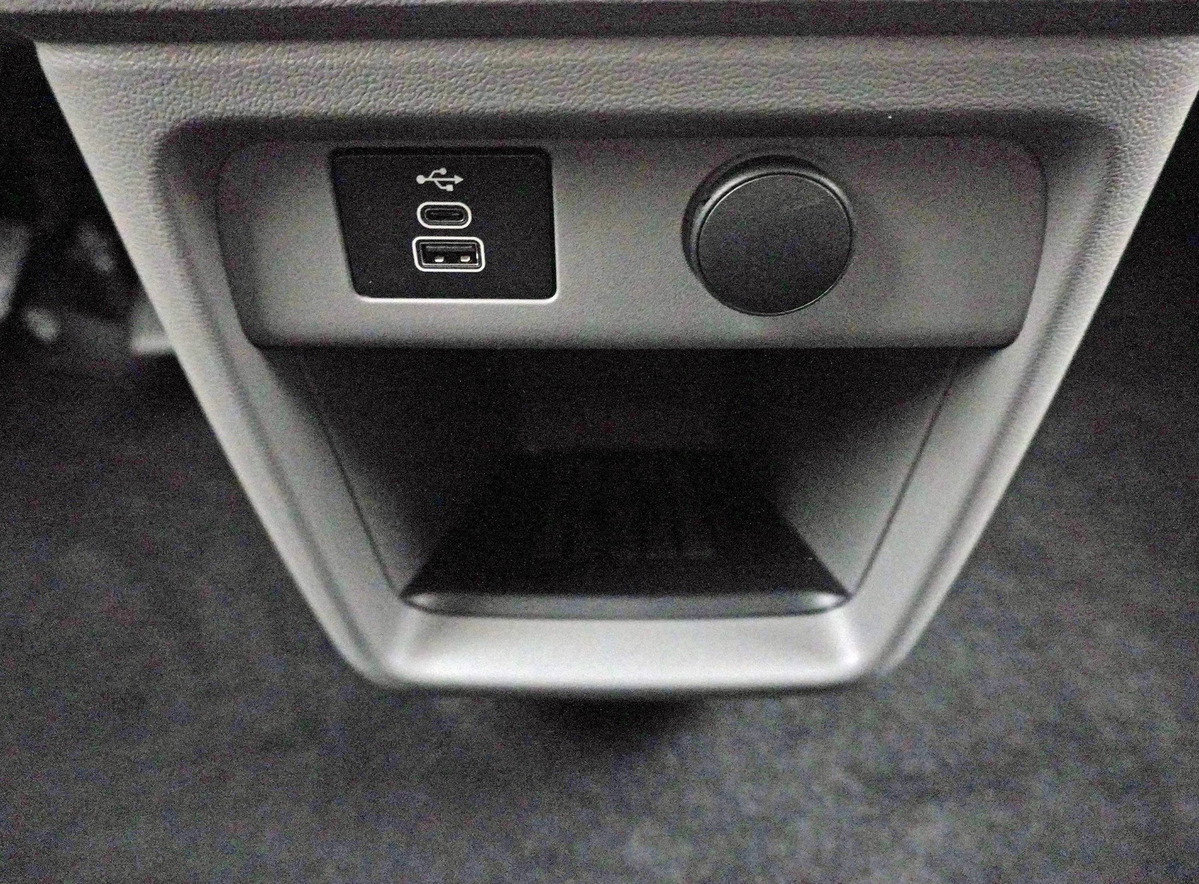 FORD Tourneo Custom L2 2.5 Duratec Plug-in-Hybrid Titanium X