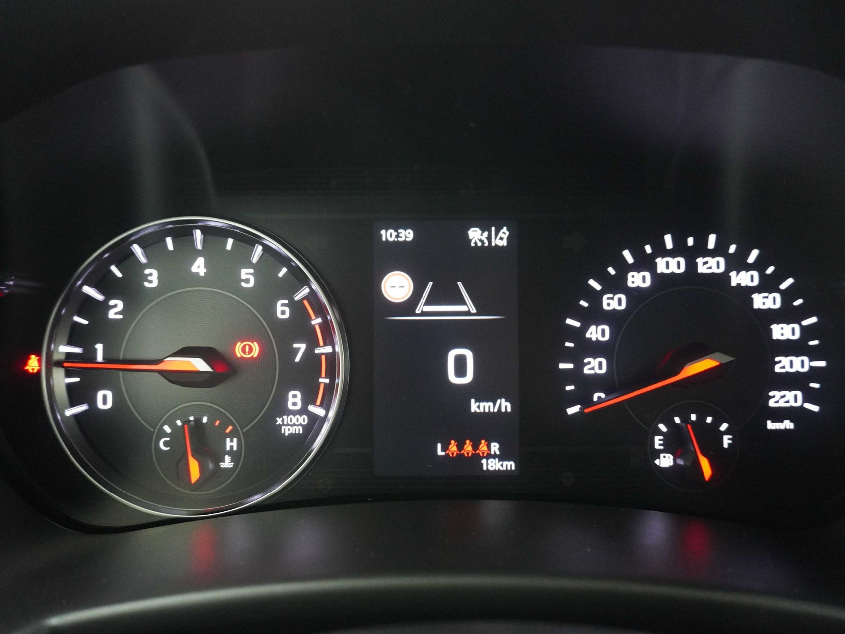 SUZUKI Swift 1.2 Sakura Top Hybrid 4×4
