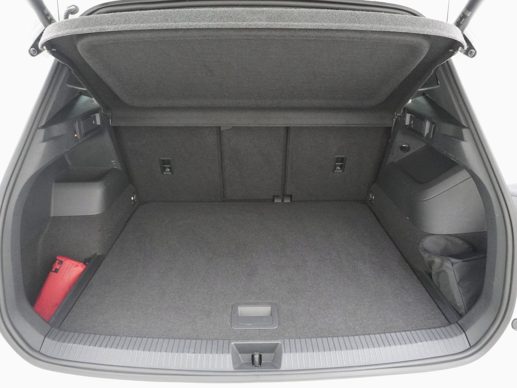 VW Tiguan 2.0 TSI DSG R-Line Black Style 4Motion (2025)