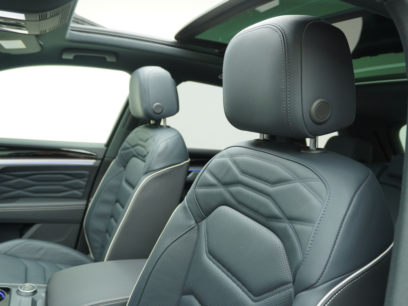 VW Touareg 3.0 TDI R-Line Black Style 4Motion