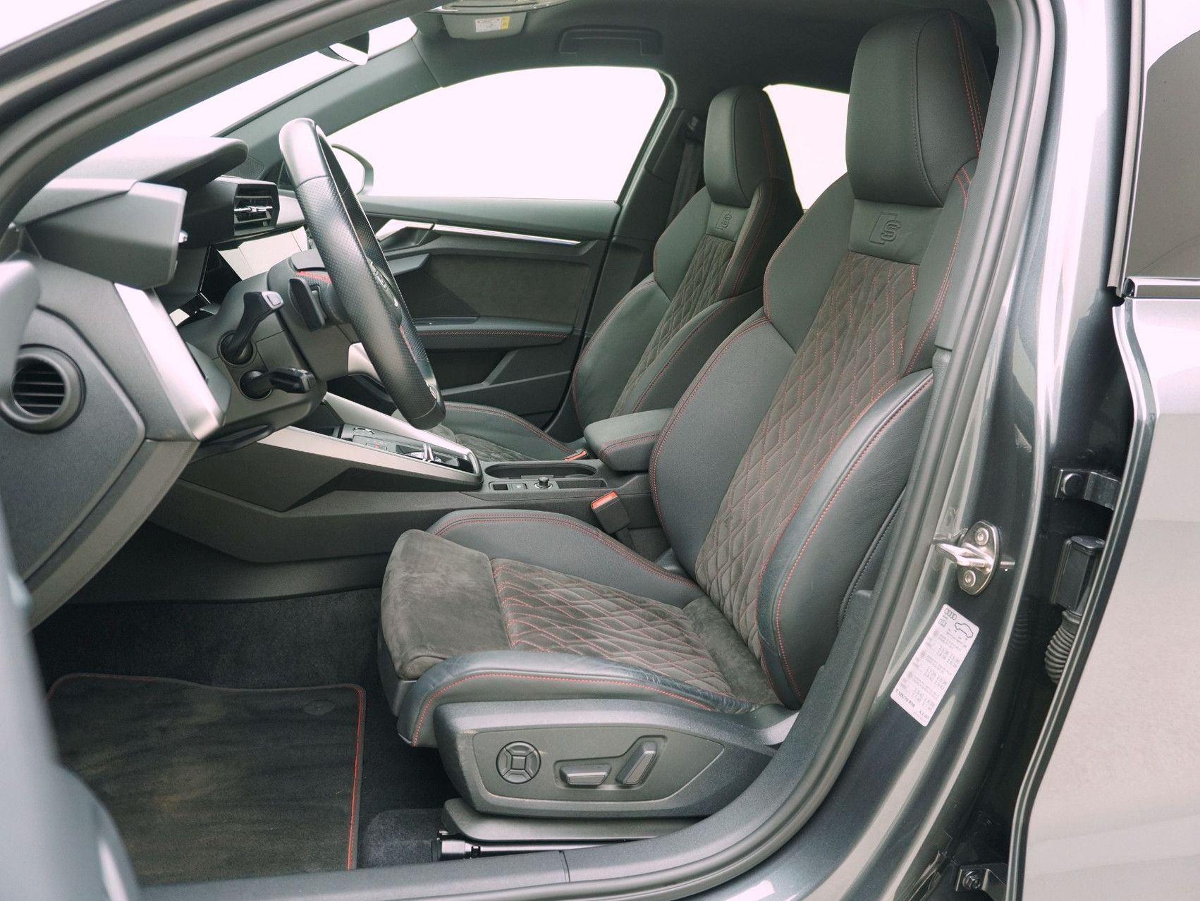 AUDI A3 Sportback 40 TDI S line quattro S-Tronic