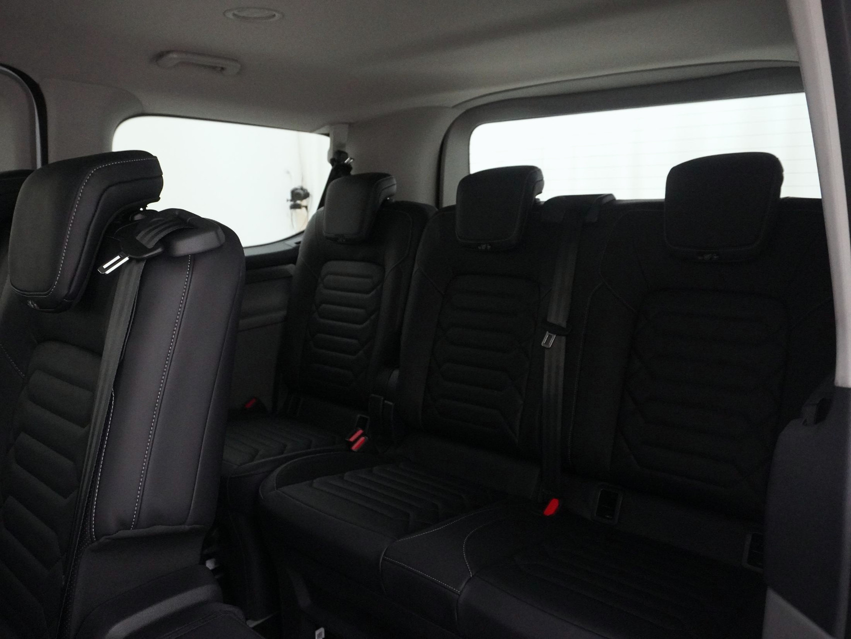 FORD Tourneo Custom L1 2.5 Plug-in-Hybrid Titanium X