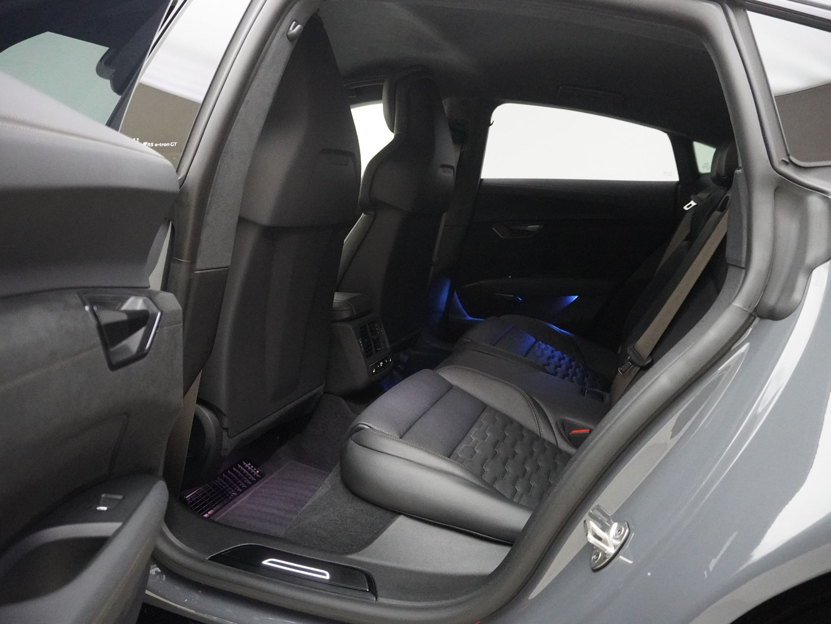 AUDI e-tron GT RS quattro performance ** Audi Werksgarantie bi s 07/2029**