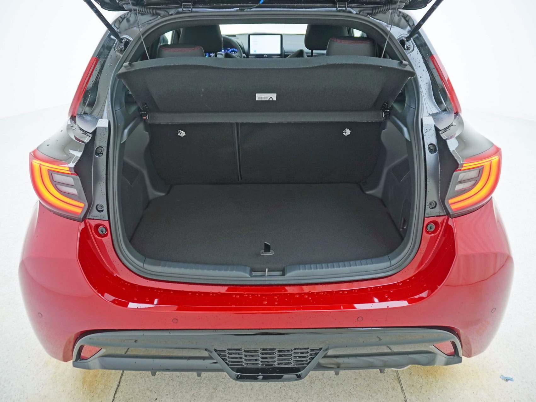 TOYOTA Yaris 1.5 VVT-i HSD GR Sport