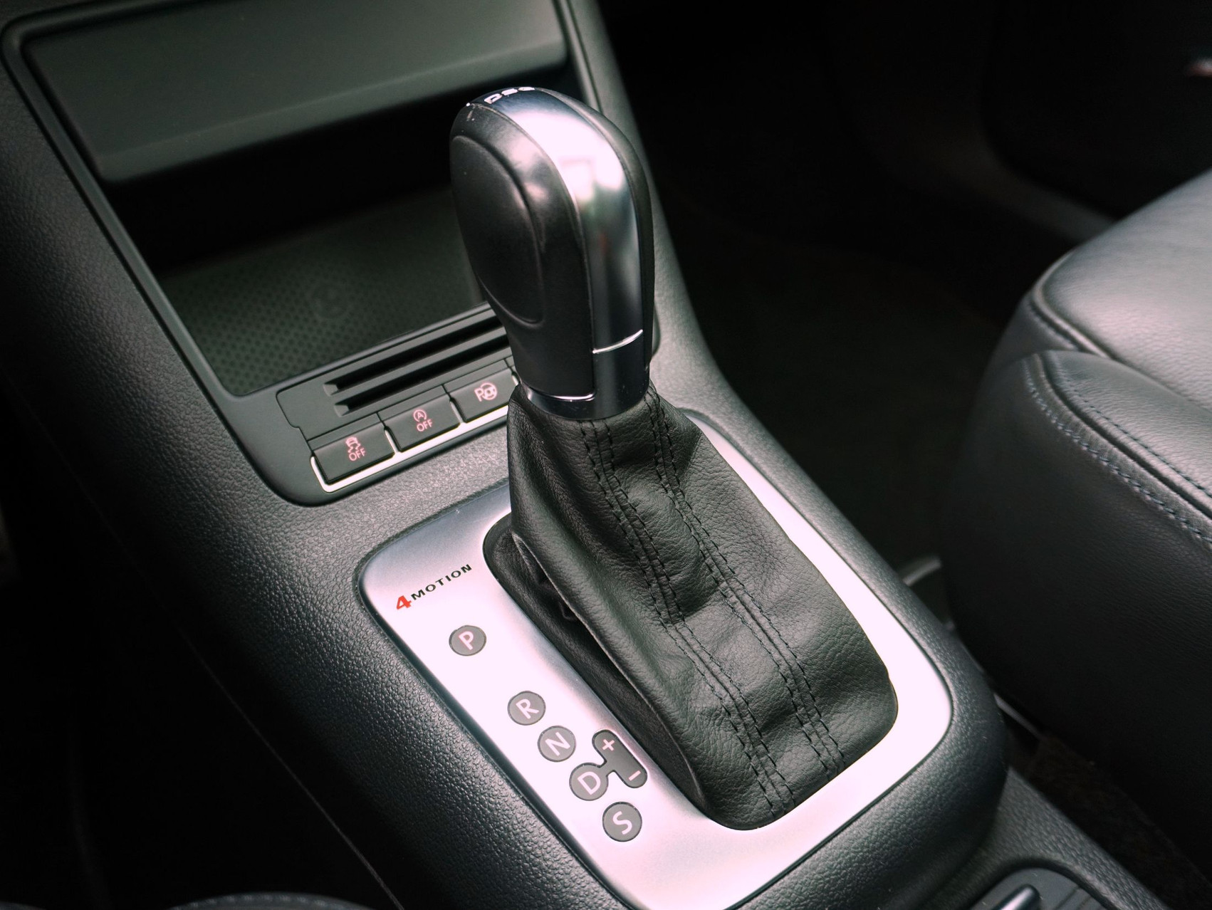 VW Tiguan 2.0 TDI DSG R-Line 4Motion