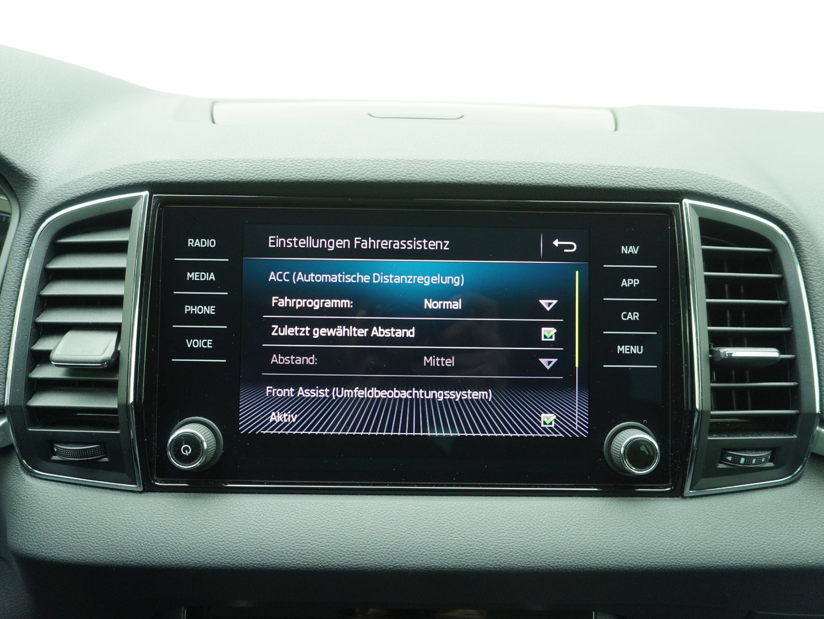 SKODA Karoq 1.5 TSI DSG Style