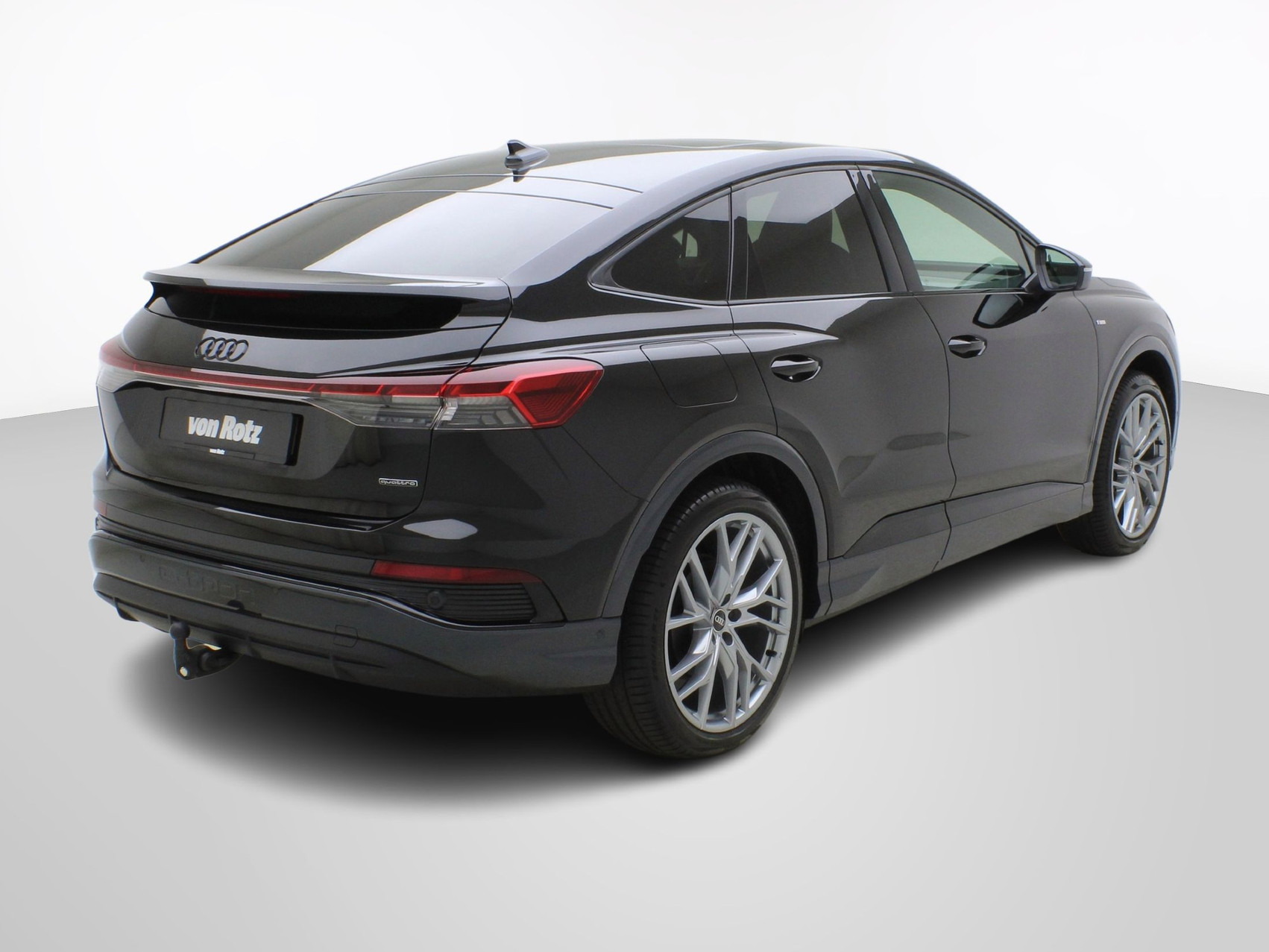 AUDI Q4 e-tron Sportback 55 S line quattro **Audi Werksgarantie bis 08/2030**