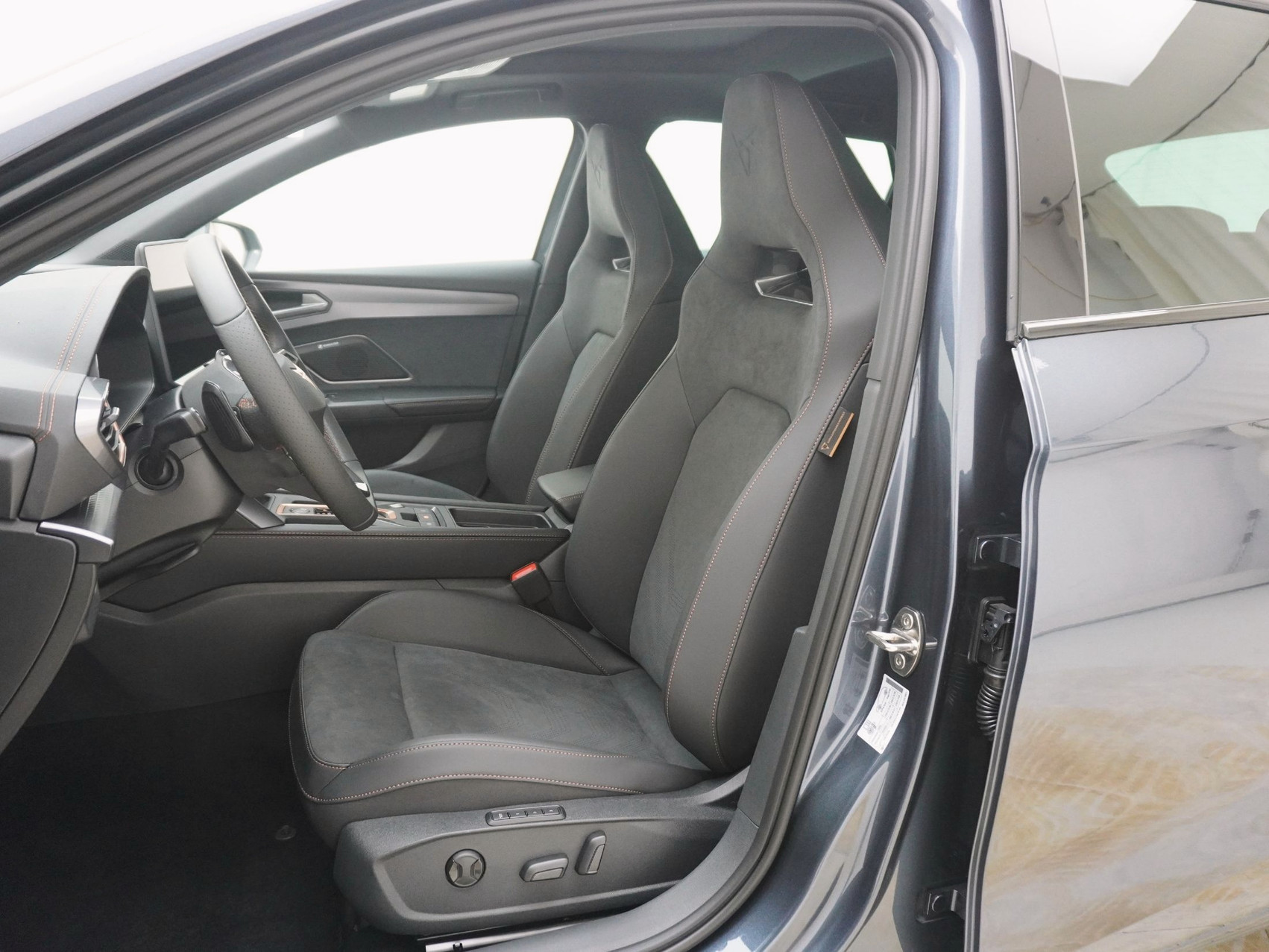 CUPRA Leon 1.5 eTSI DSG