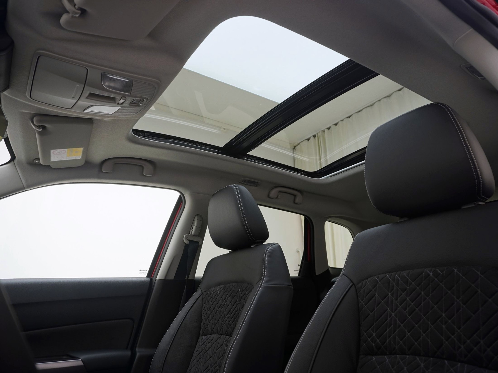 SUZUKI Vitara 1.4 T Compact Top Hybrid 4×4