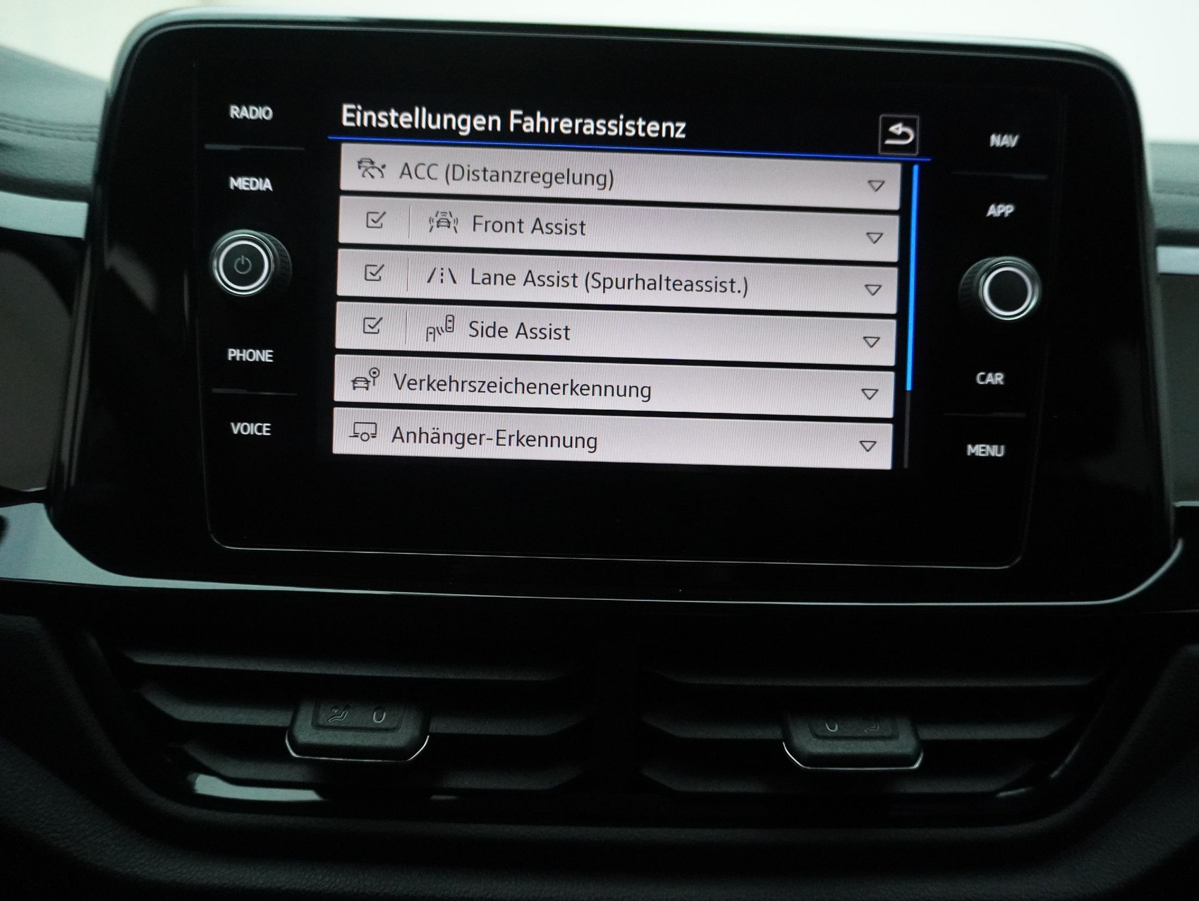 VW T-Roc 2.0 TSI DSG R-Line Black Style 4Motion **Anhängerkupplung und Panoramaglasdach**