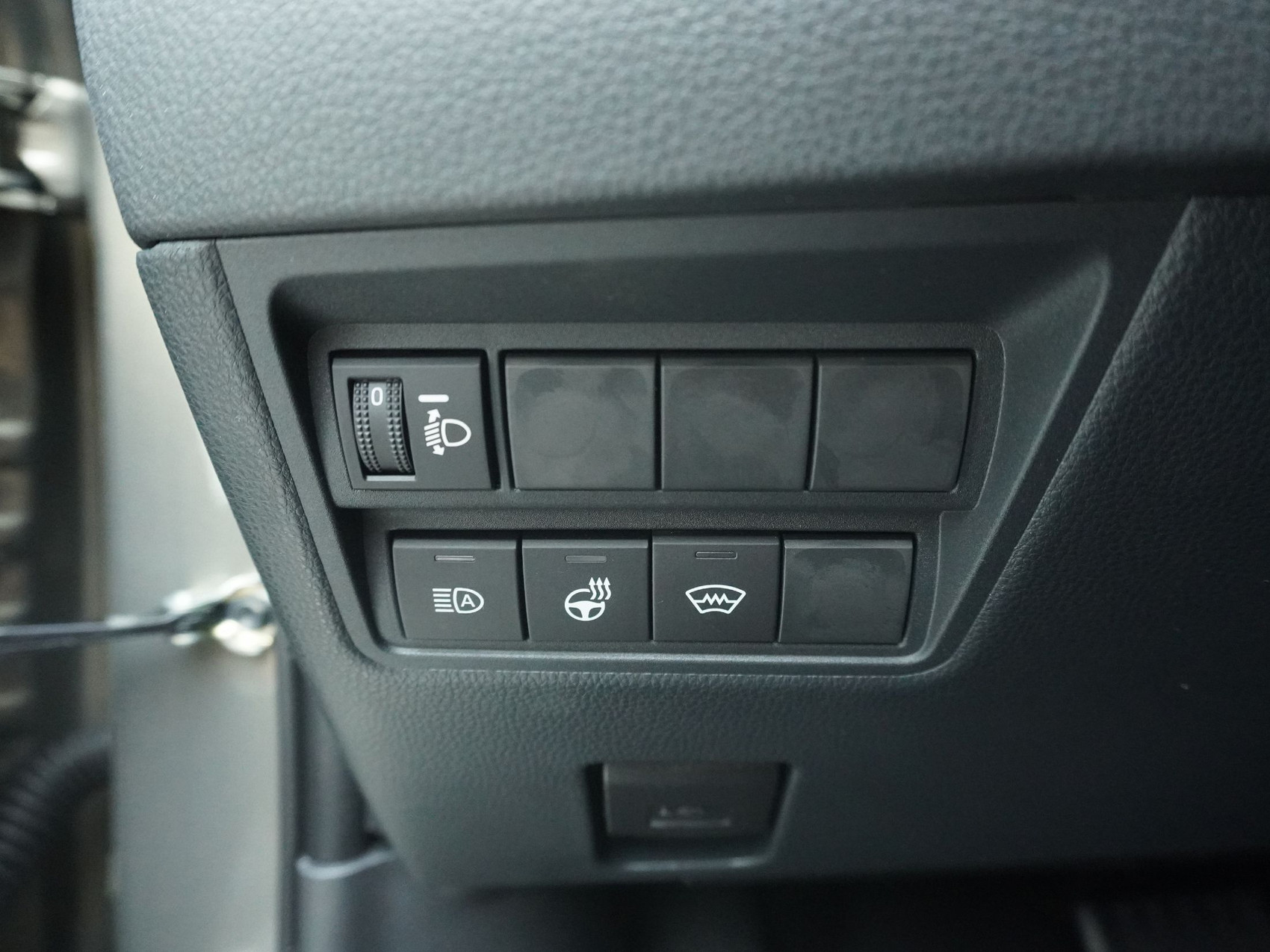 TOYOTA Yaris Cross 1.5 VVT-i HSD Trend AWD-i ** 4×4 ** inkl. 8-Fachbereifung **