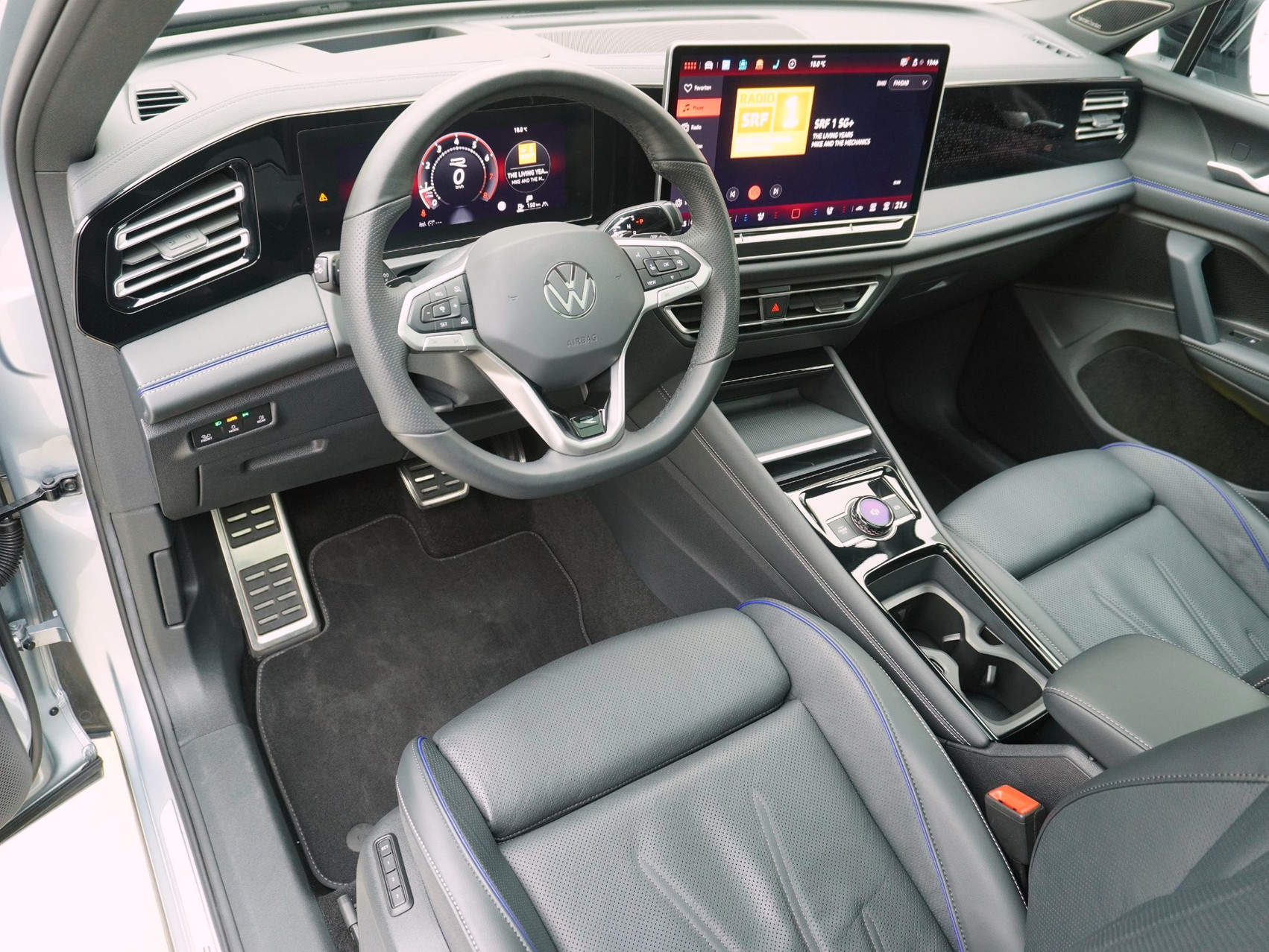 VW Tiguan 2.0 TSI DSG R-Line Black Style 4Motion (2025)