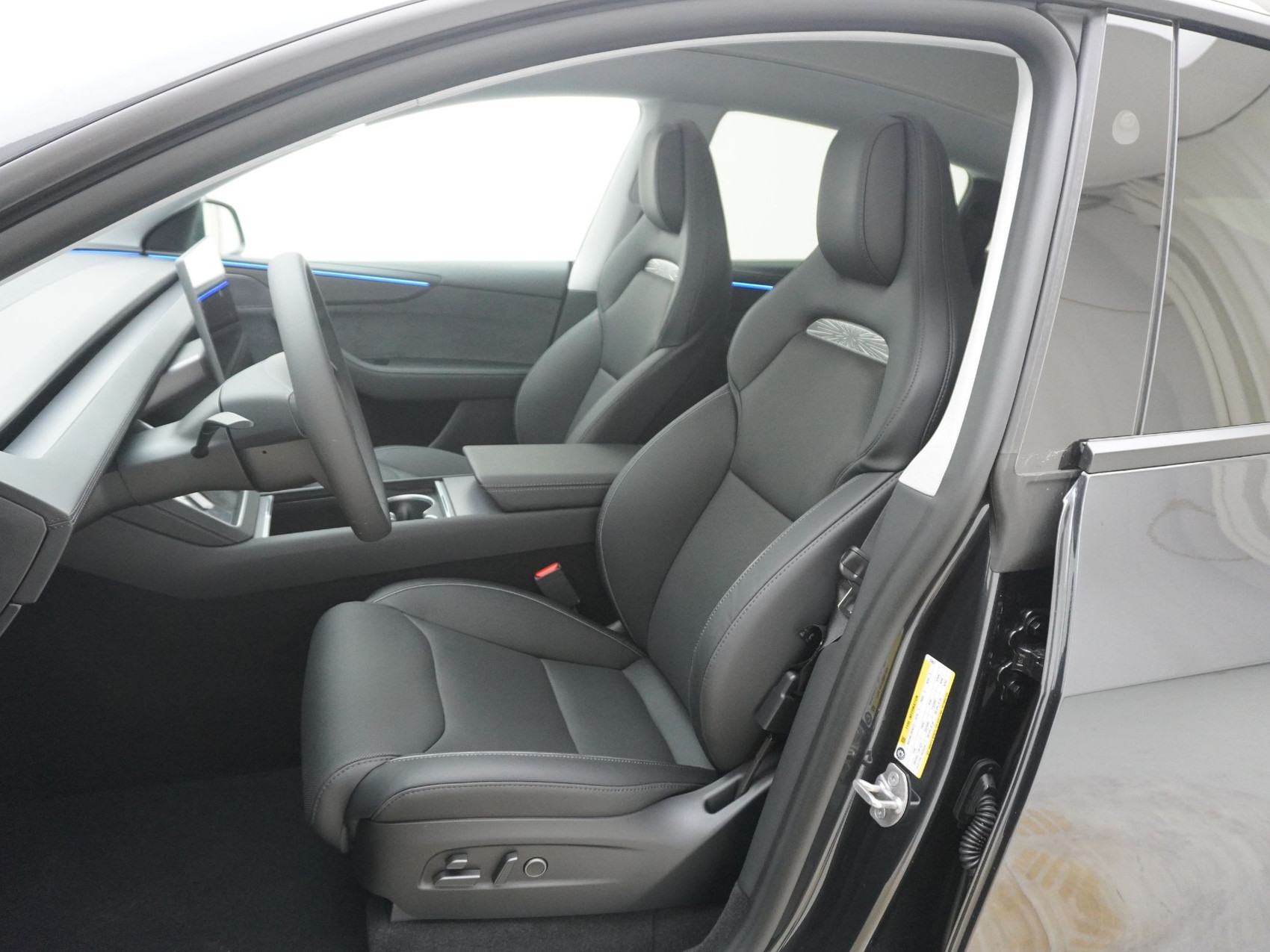 TESLA Model Y Performance AWD