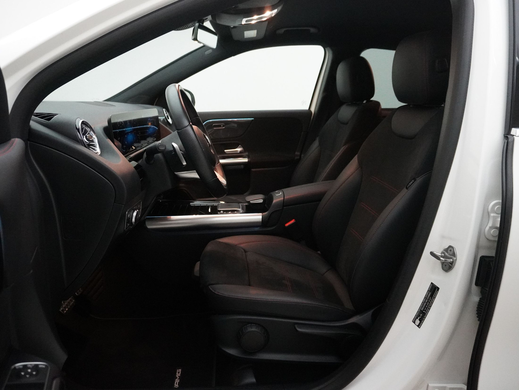 MERCEDES-BENZ GLA-Klasse GLA 200 AMG Line