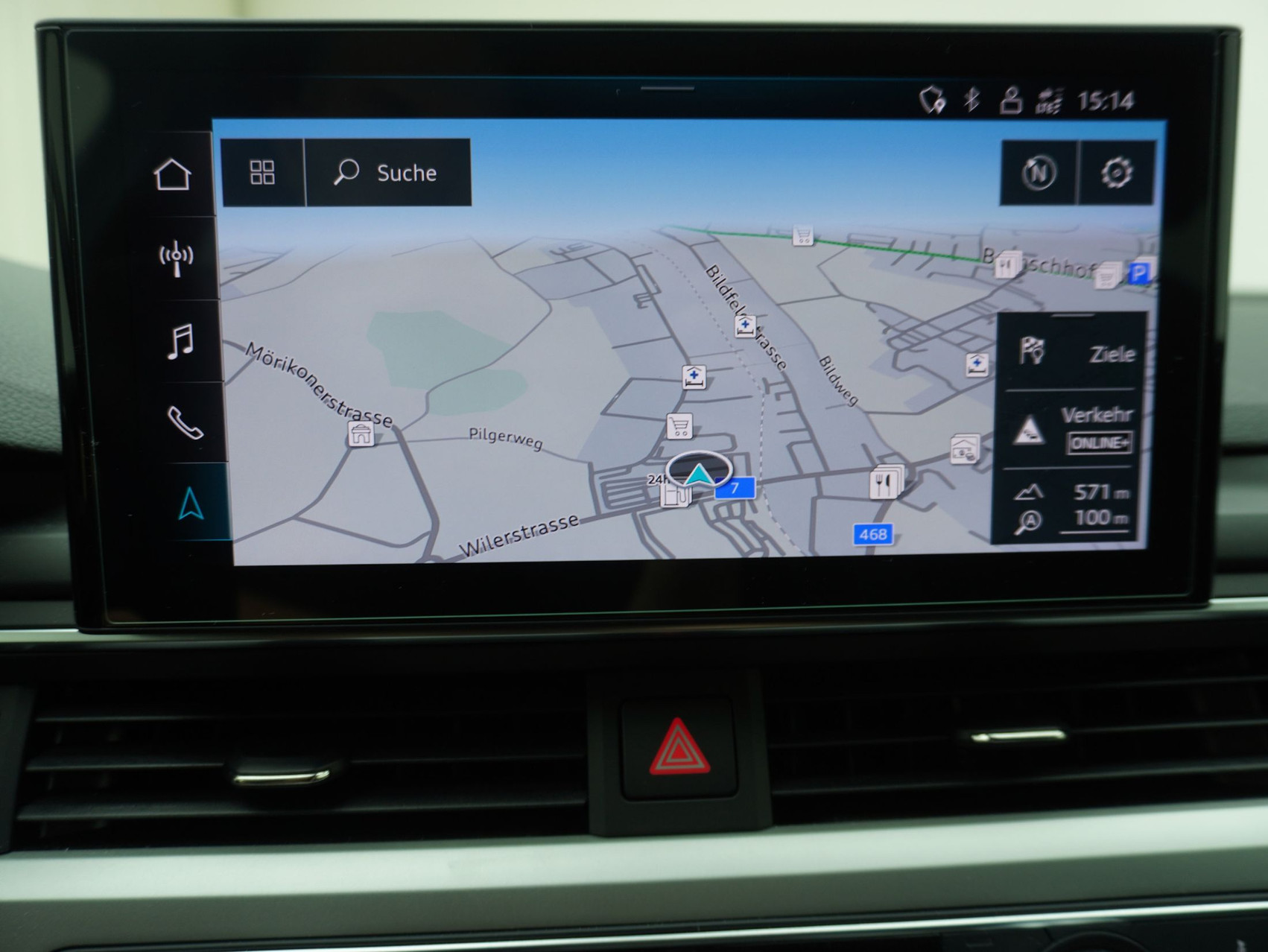AUDI A4 40 TFSI S Line S-Tronic