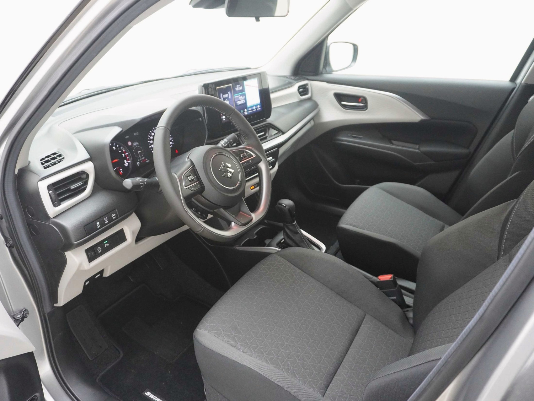 SUZUKI Swift 1.2 Compact Top Hybrid