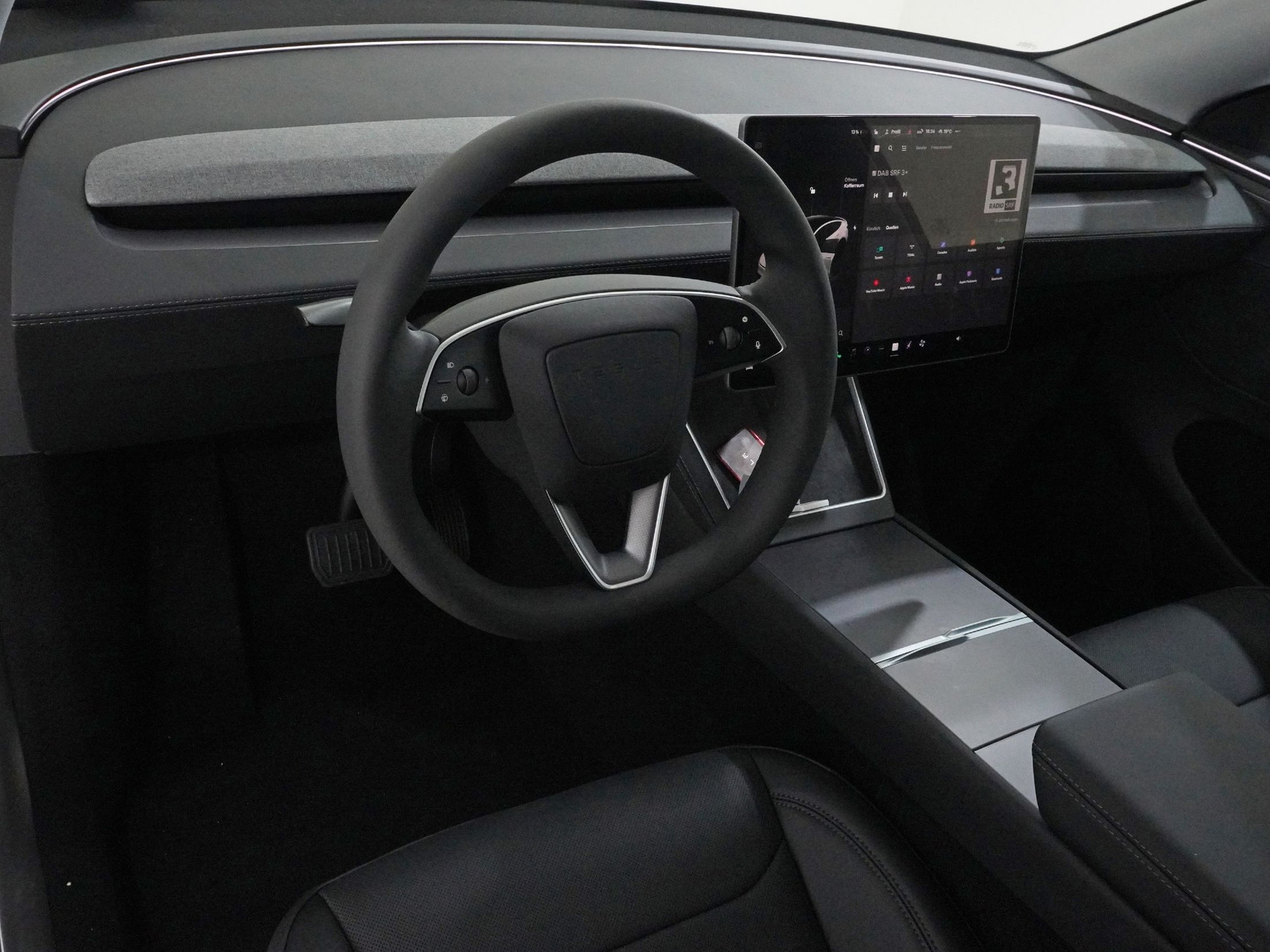 TESLA Model Y Premium AWD