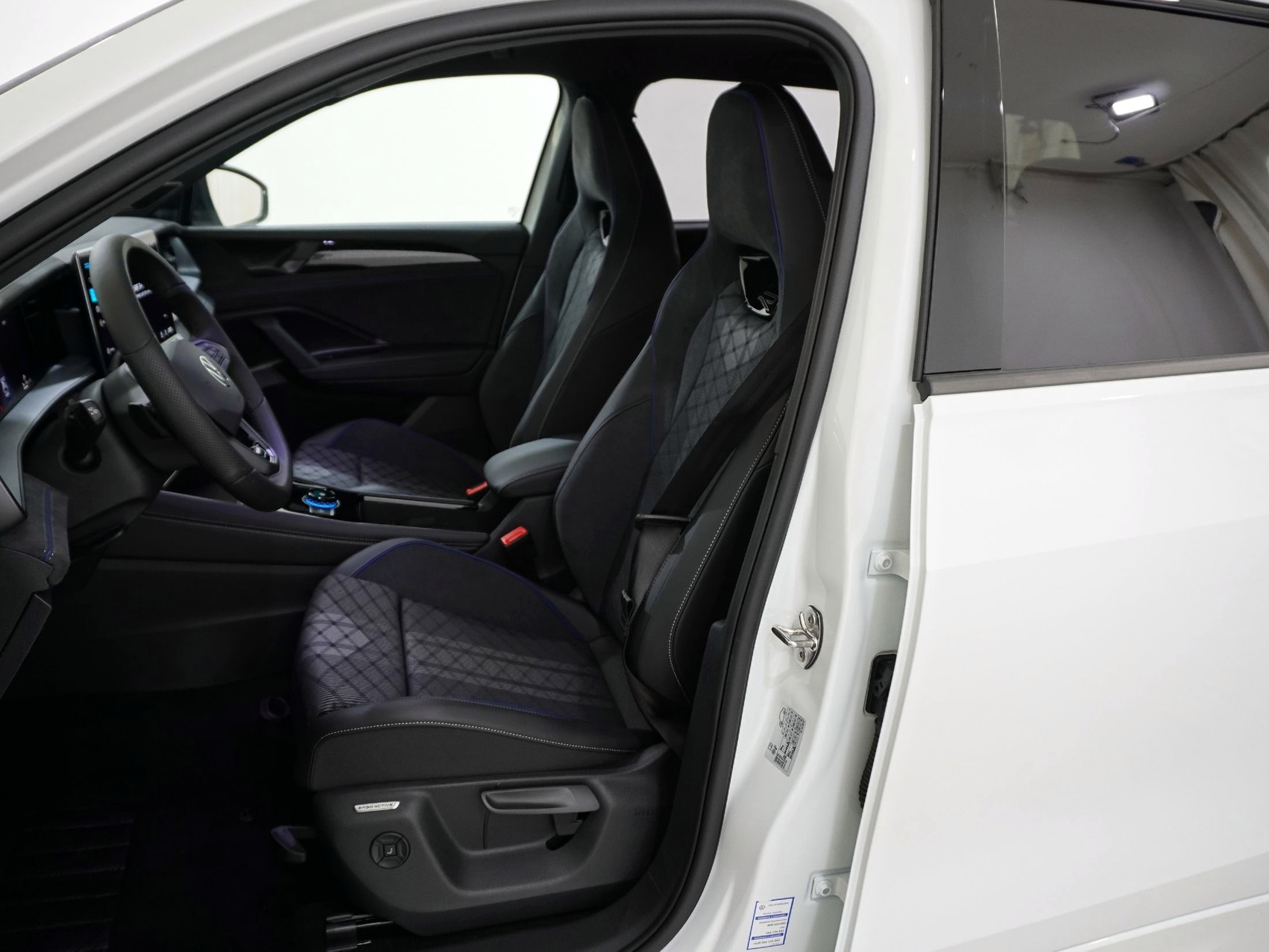 VW Tayron 1.5 TSI PHEV R-Line DSG