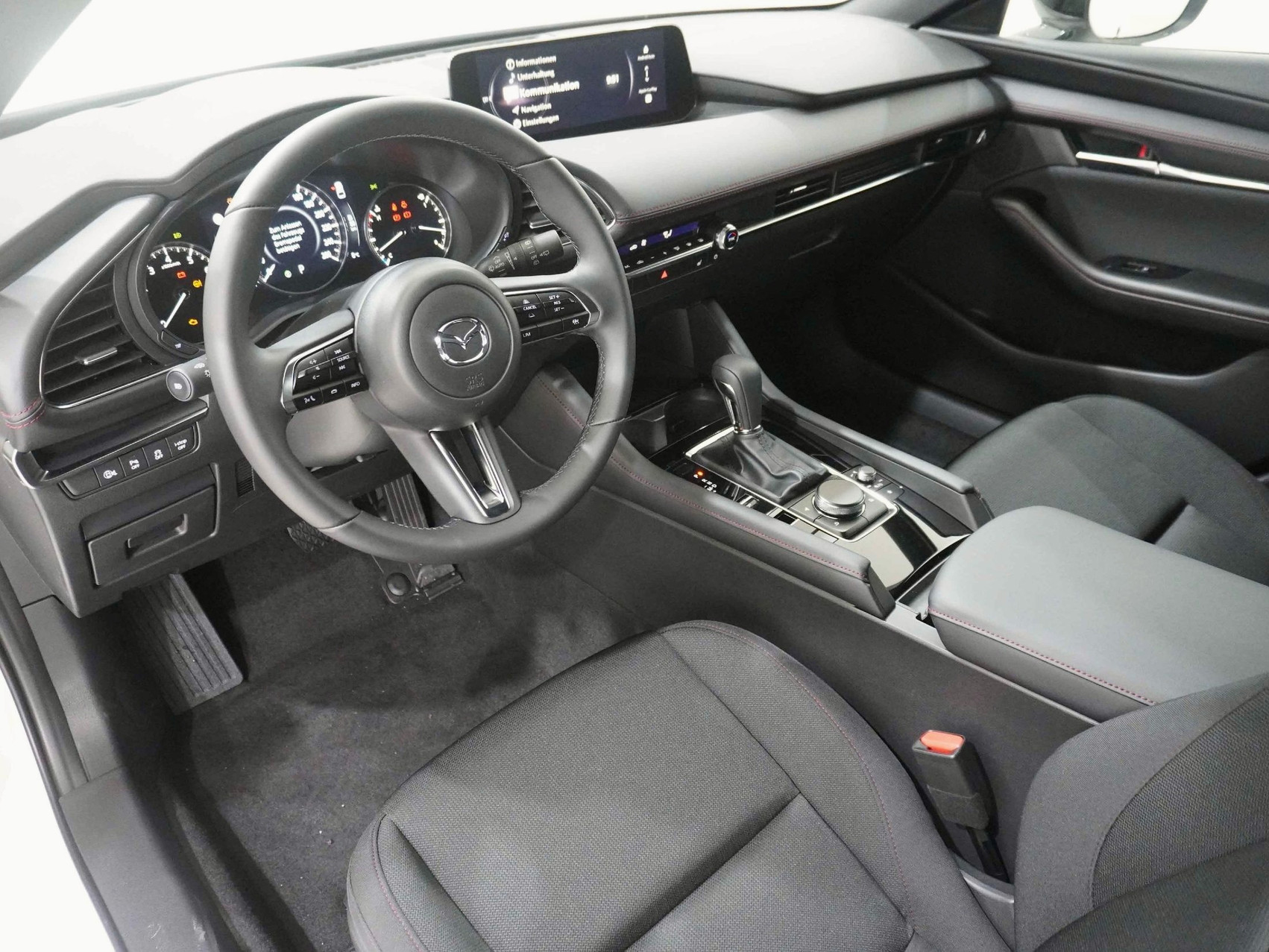 MAZDA 3 Hatchback 2.0 186 Homura