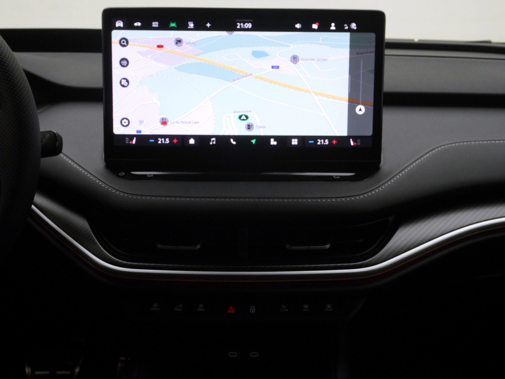 SKODA Enyaq iV RS-Suite MAXX