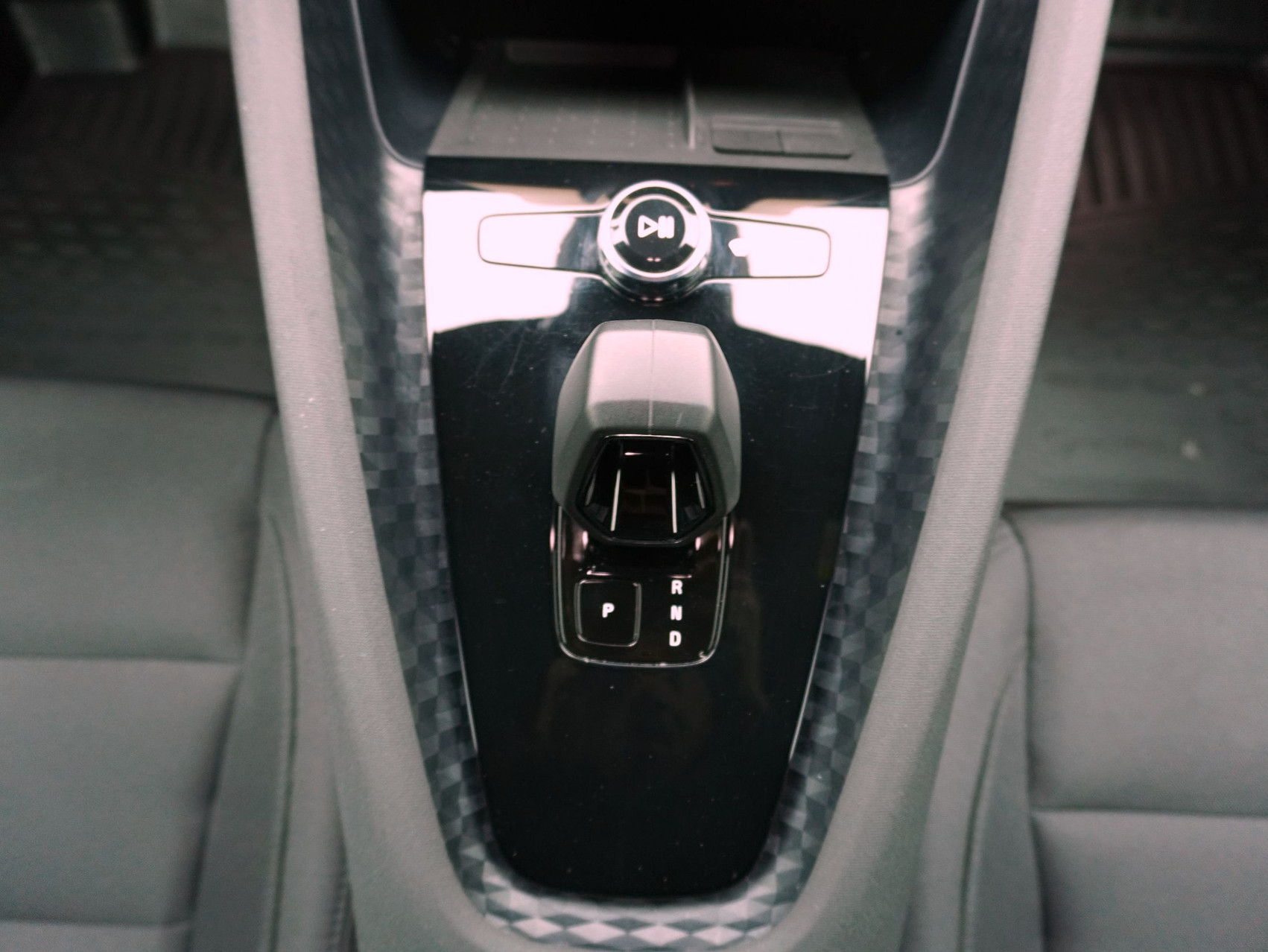 POLESTAR 2 Long Range Dual Motor AWD