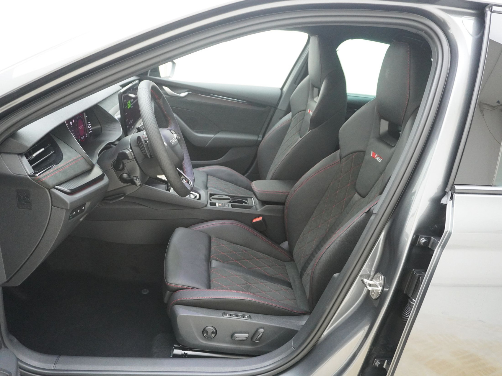 SKODA Octavia Limousine 2.0 TSI RS DSG