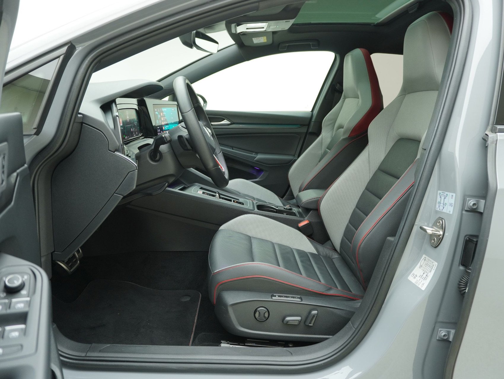 VW Golf 8 2.0 TSI DSG GTI