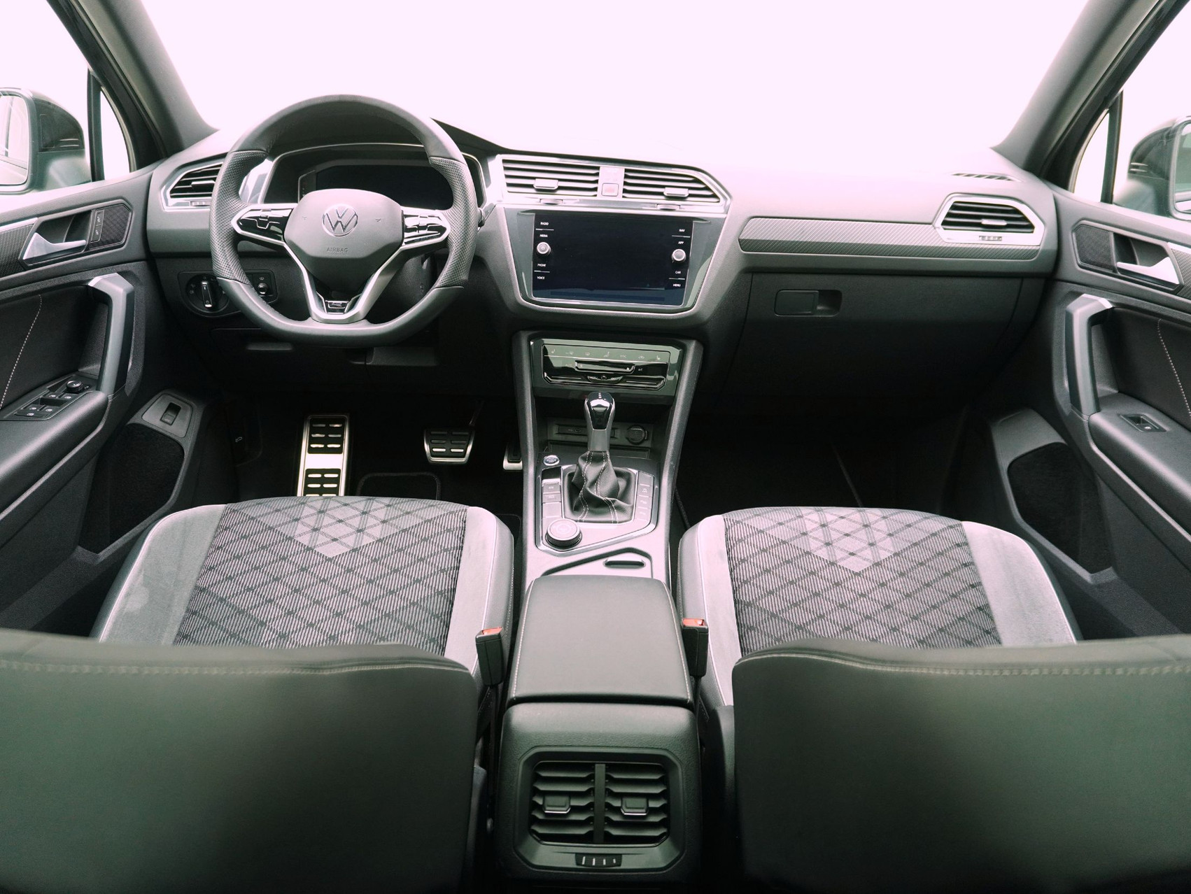 VW Tiguan 2.0 TDI DSG R-Line Black Style 4Motion