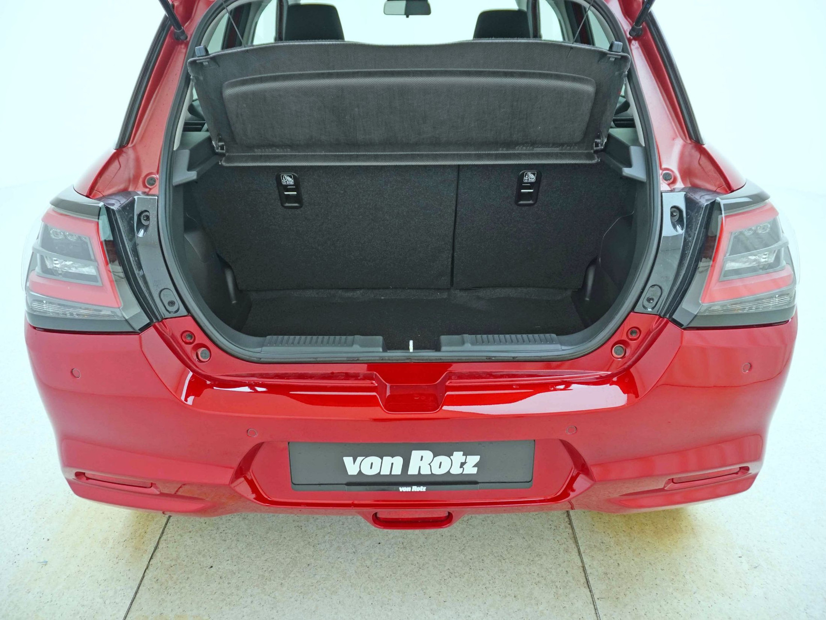 SUZUKI Swift 1.2 Sakura Top Hybrid 4×4