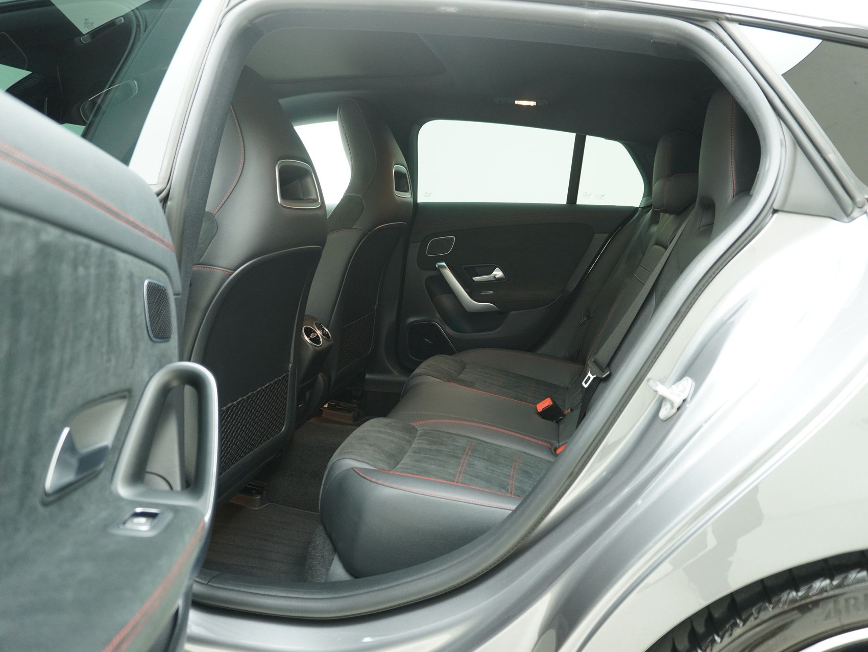 MERCEDES-BENZ CLA-Klasse CLA 250 AMG Line 4matic Shooting Brake