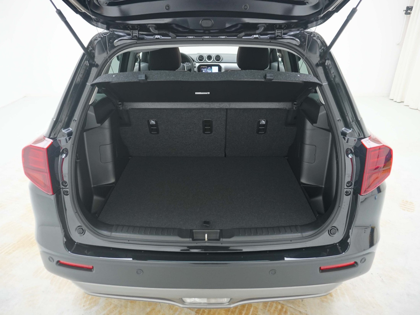 SUZUKI Vitara 1.4 T Compact+ Hybrid 4×4