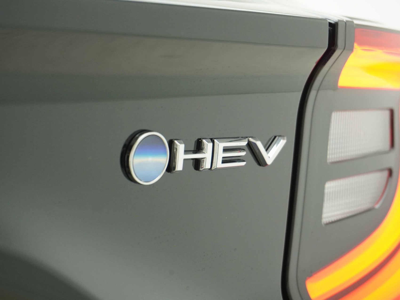 TOYOTA Yaris 1.5 VVT-i HSD Trend