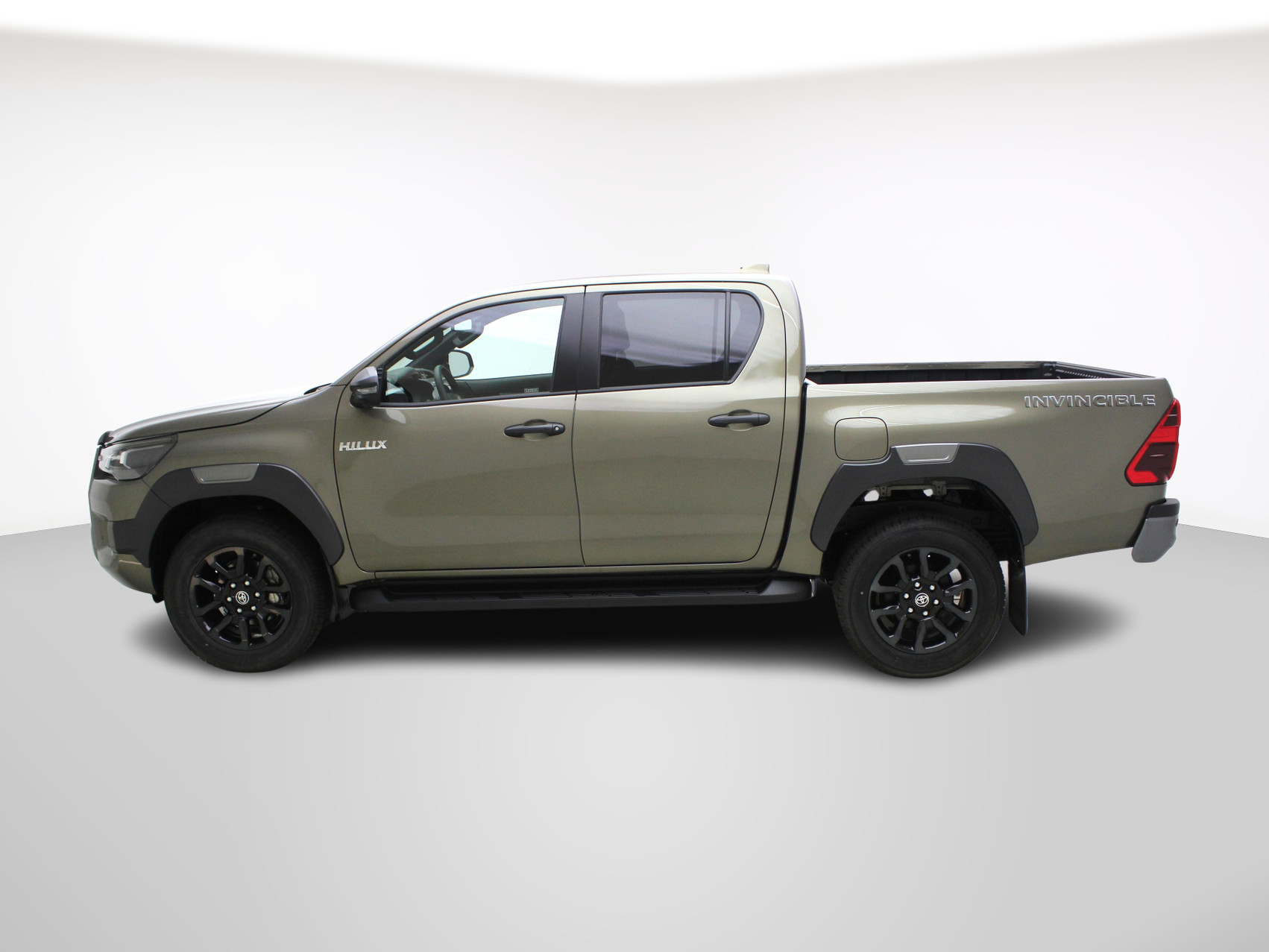 TOYOTA Hilux Double Cab.-Pick-up 2.8 D-4D MHEV 204 Invincible