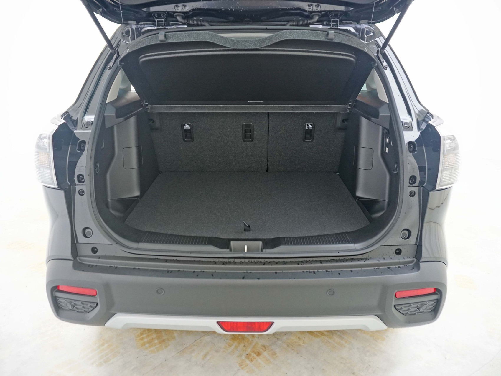 SUZUKI S-Cross 1.4 T Compact Top Hybrid 4×4